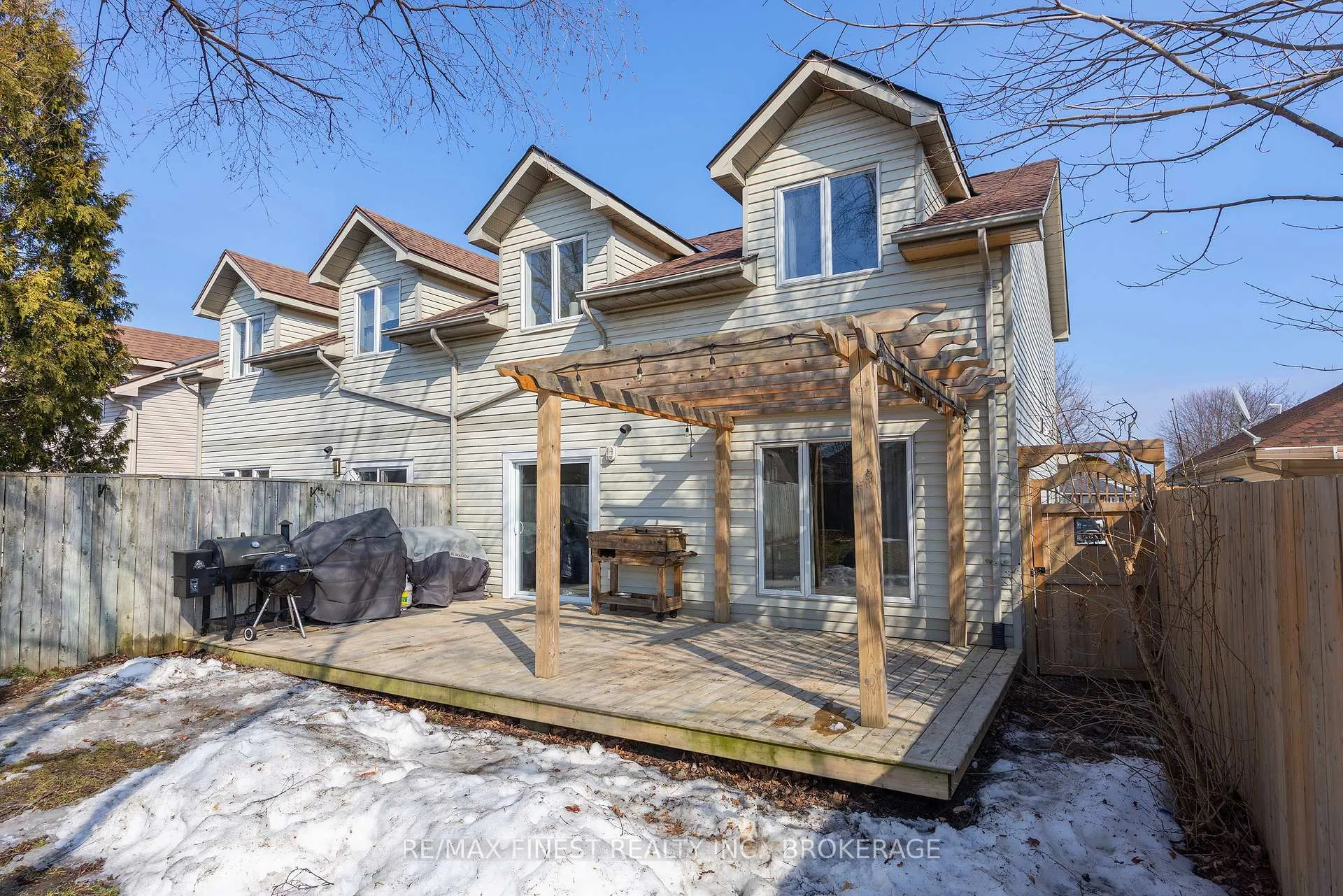 Photo 8 of 1055 Springfield Drive, Kingston, City Southwest — HOMEH
