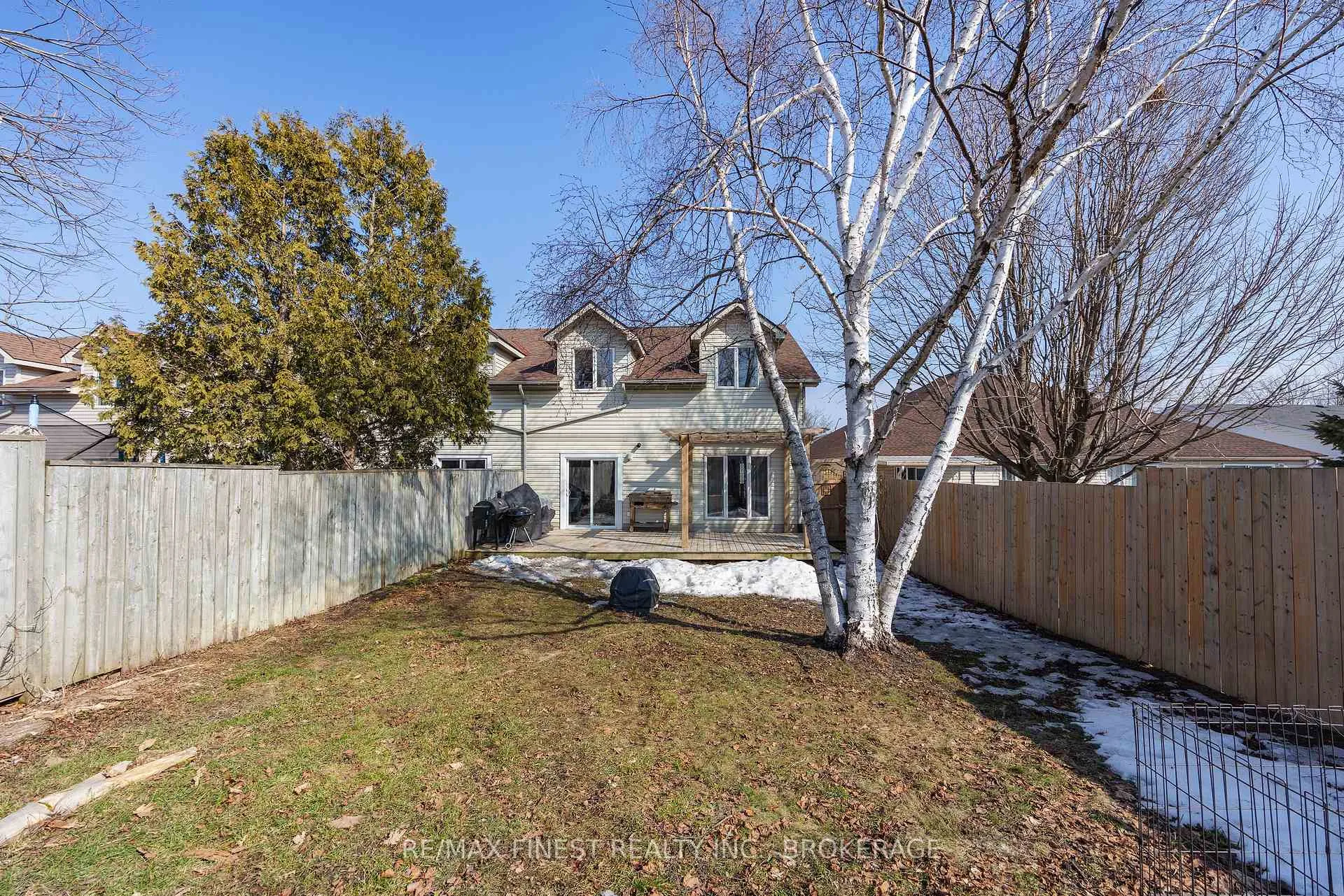 Photo 9 of 1055 Springfield Drive, Kingston, City Southwest — HOMEH