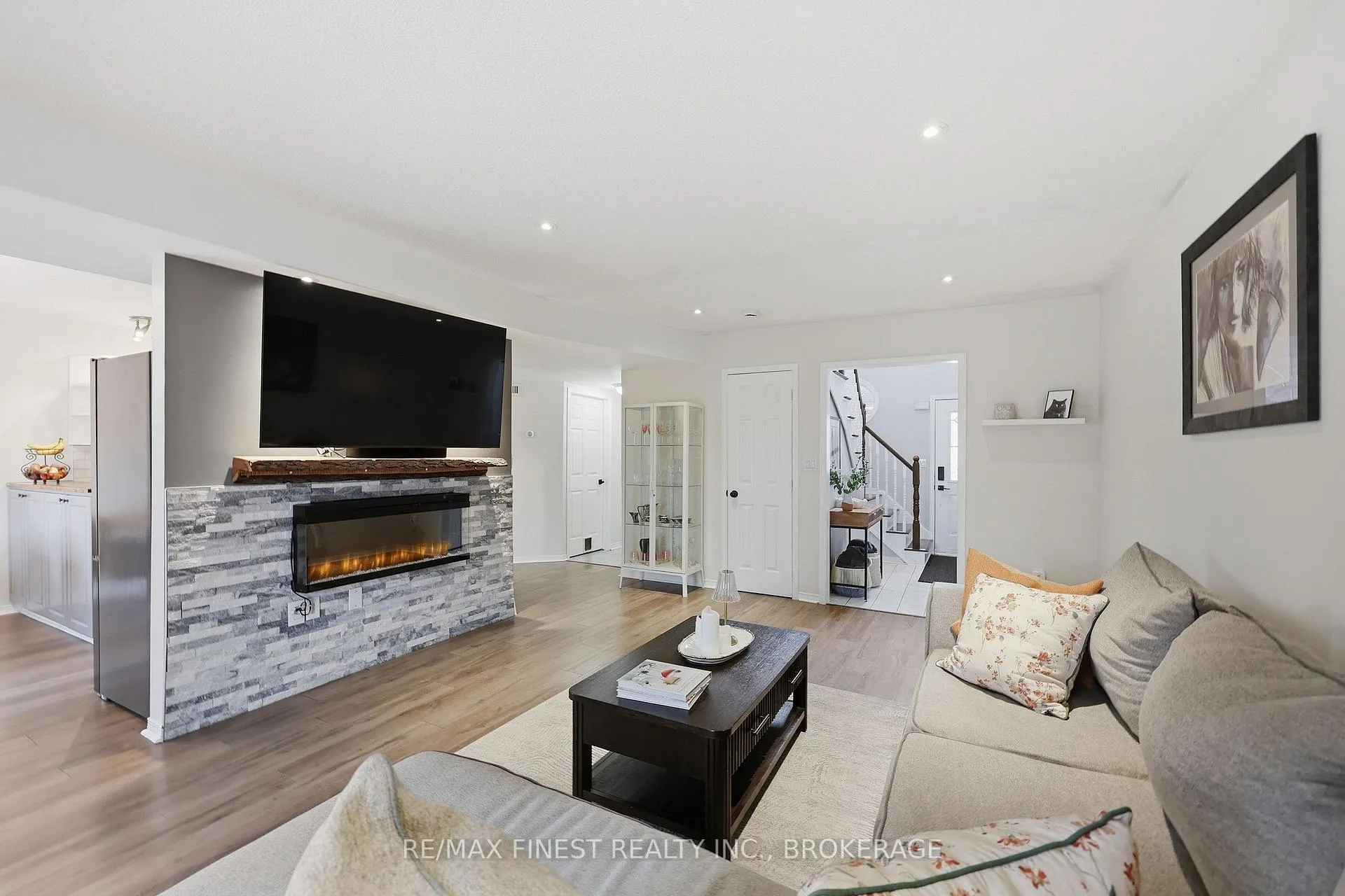 Photo 19 of 1055 Springfield Drive, Kingston, City Southwest — HOMEH