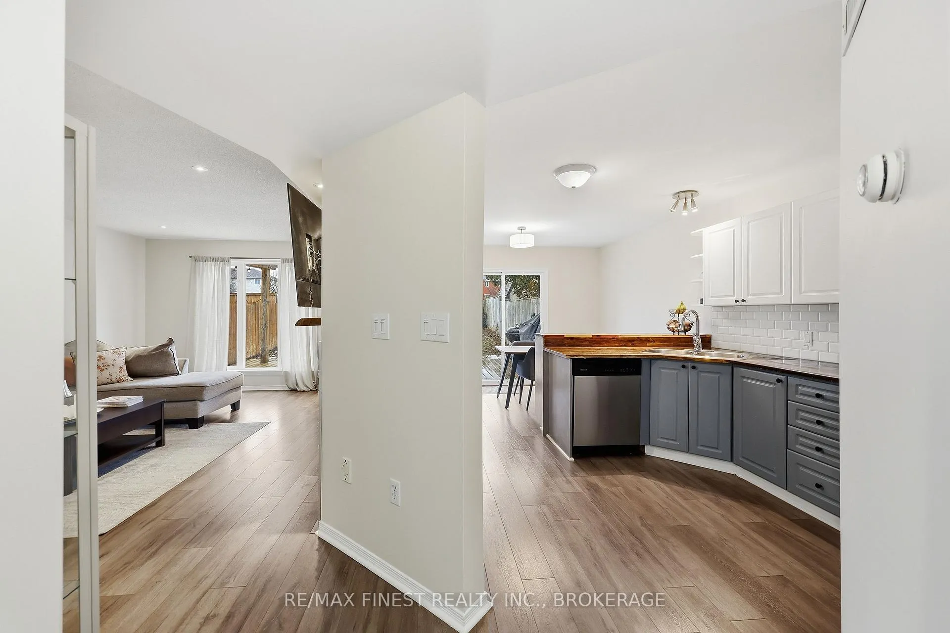 Photo 30 of 1055 Springfield Drive, Kingston, City Southwest — HOMEH