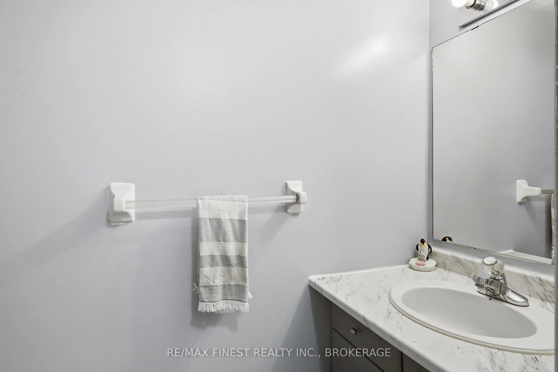 Photo 31 of 1055 Springfield Drive, Kingston, City Southwest — HOMEH