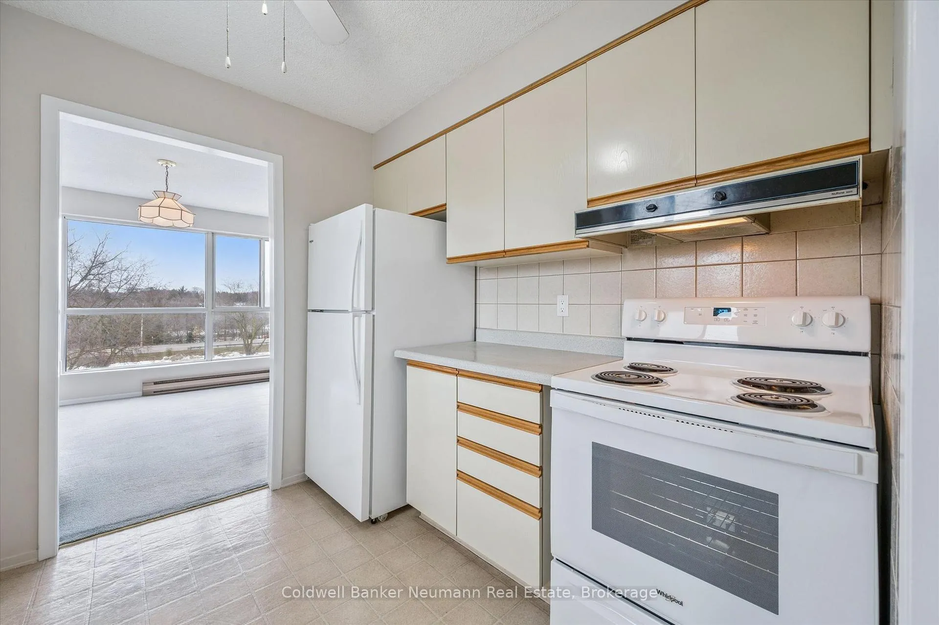 Photo 7 of Unit 405, 358 Waterloo Avenue, Guelph, Junction/Onward Willow — HOMEH