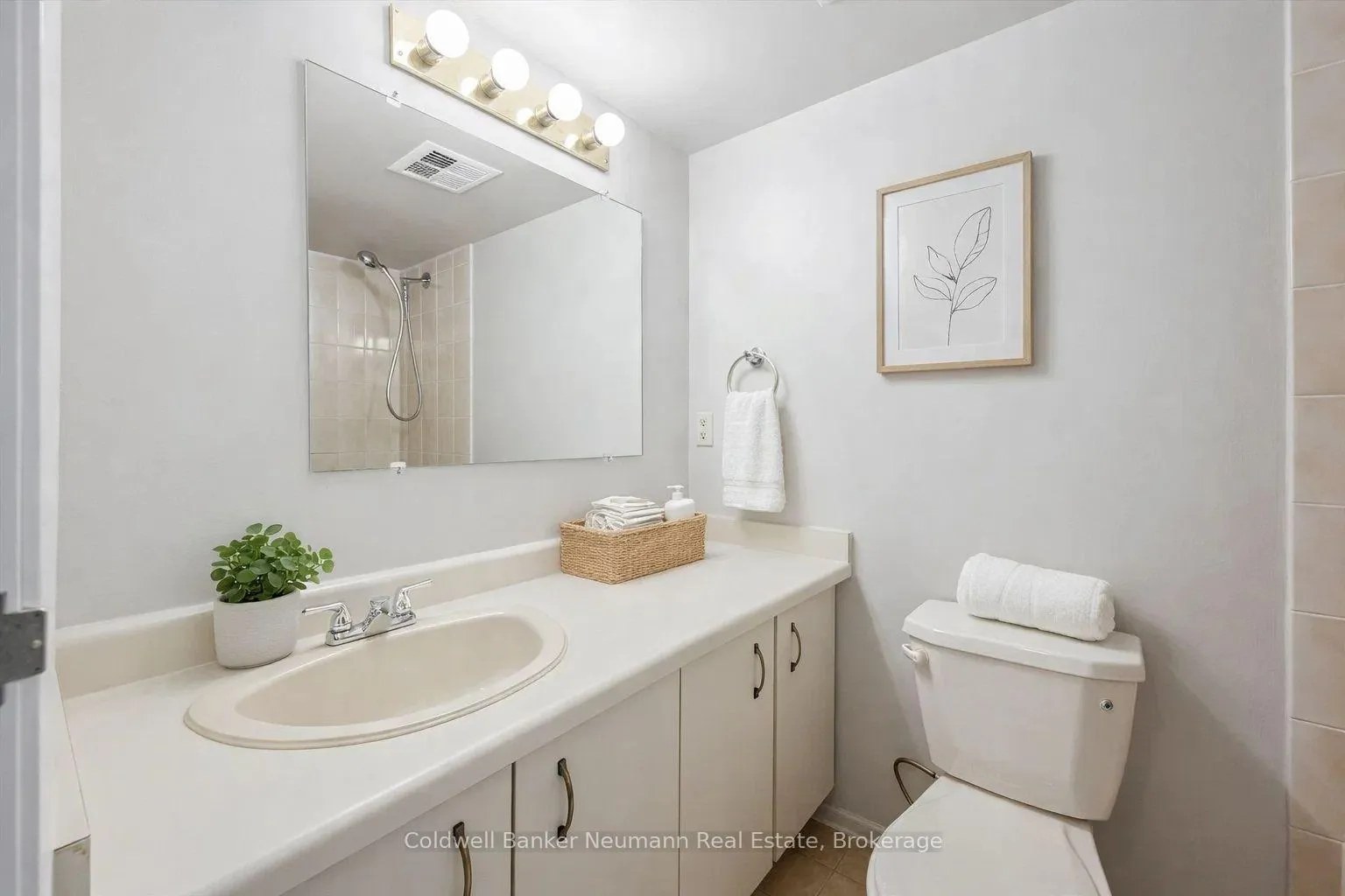 Photo 13 of Unit 405, 358 Waterloo Avenue, Guelph, Junction/Onward Willow — HOMEH