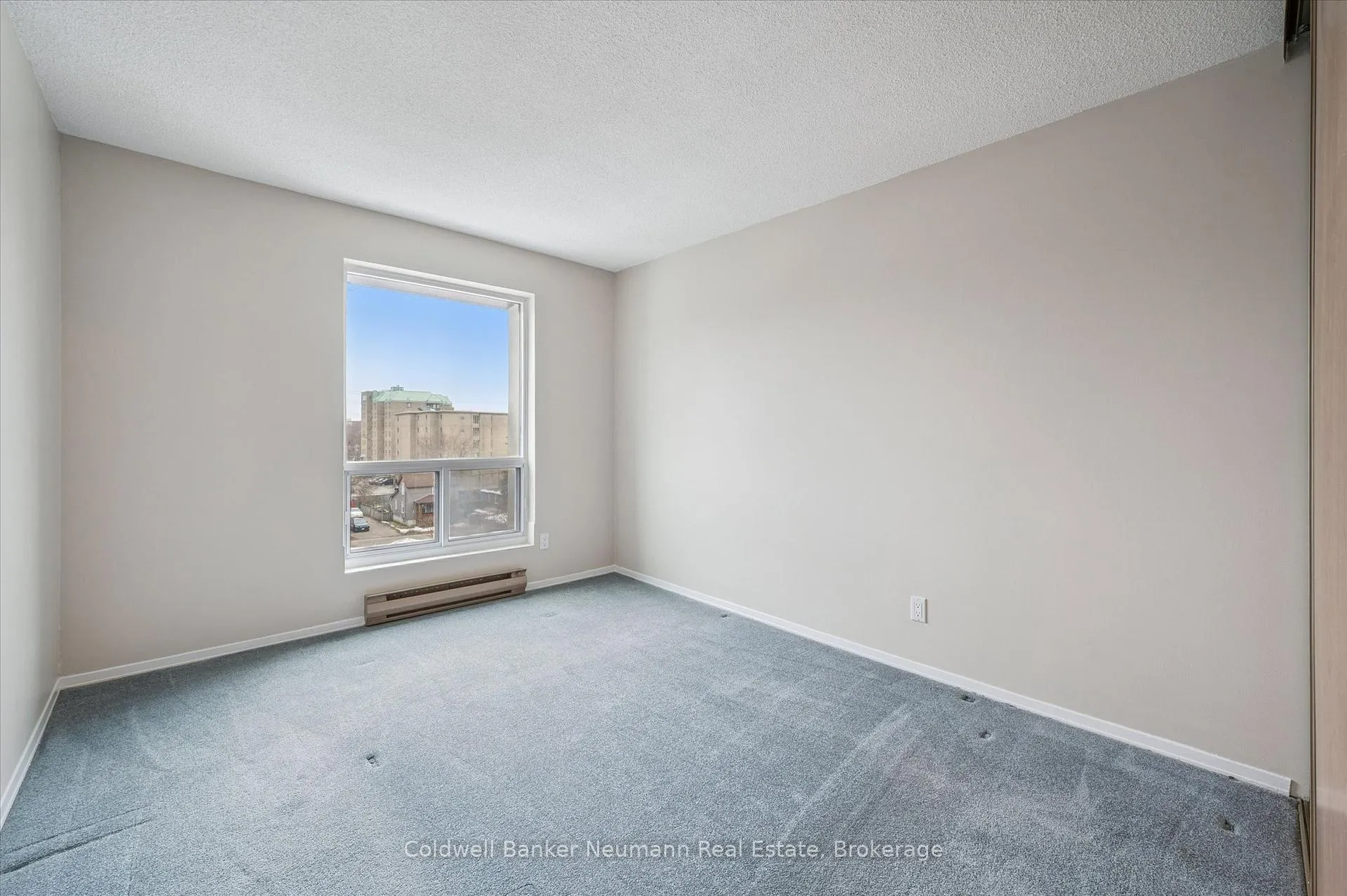 Photo 36 of Unit 405, 358 Waterloo Avenue, Guelph, Junction/Onward Willow — HOMEH