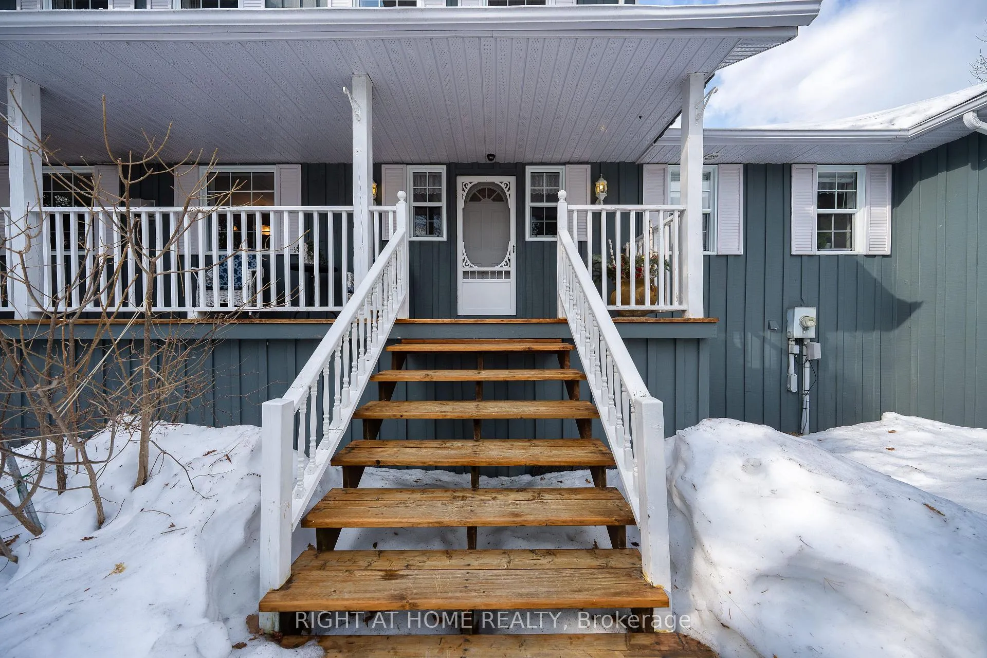 Photo 5 of 3338 Warnica Avenue, Innisfil, Rural Innisfil — HOMEH