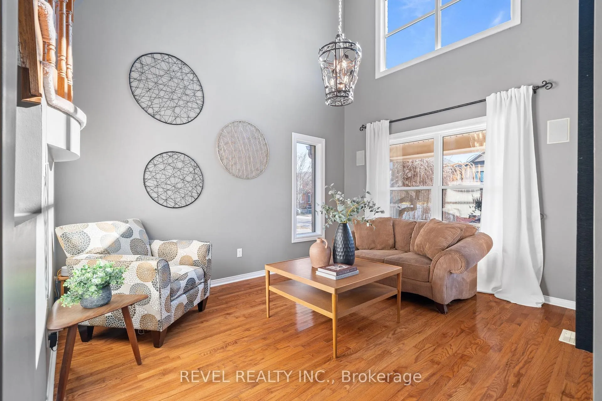 Photo 4 of 5417 Blue Spruce Avenue, Burlington, Orchard — HOMEH