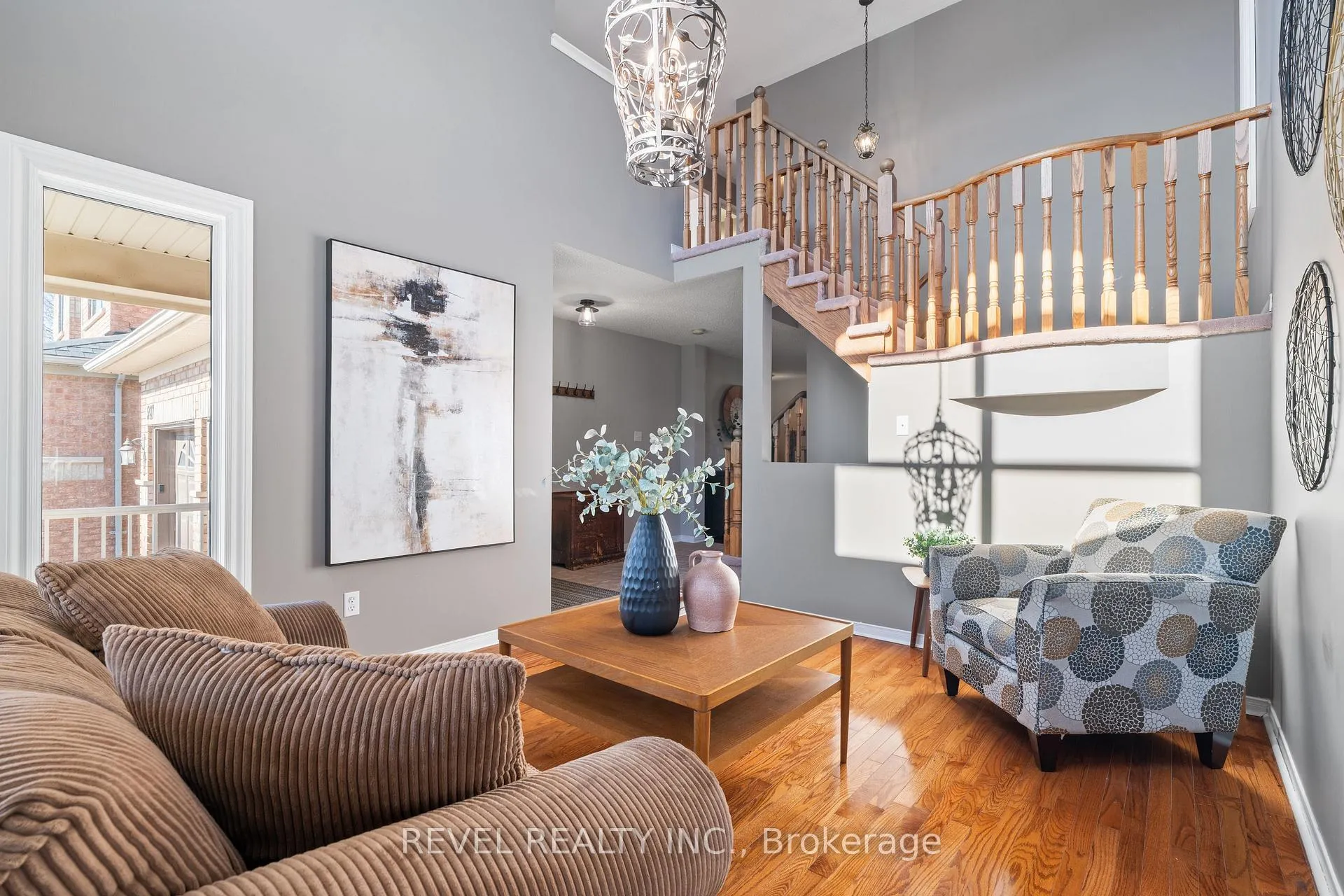 Photo 5 of 5417 Blue Spruce Avenue, Burlington, Orchard — HOMEH