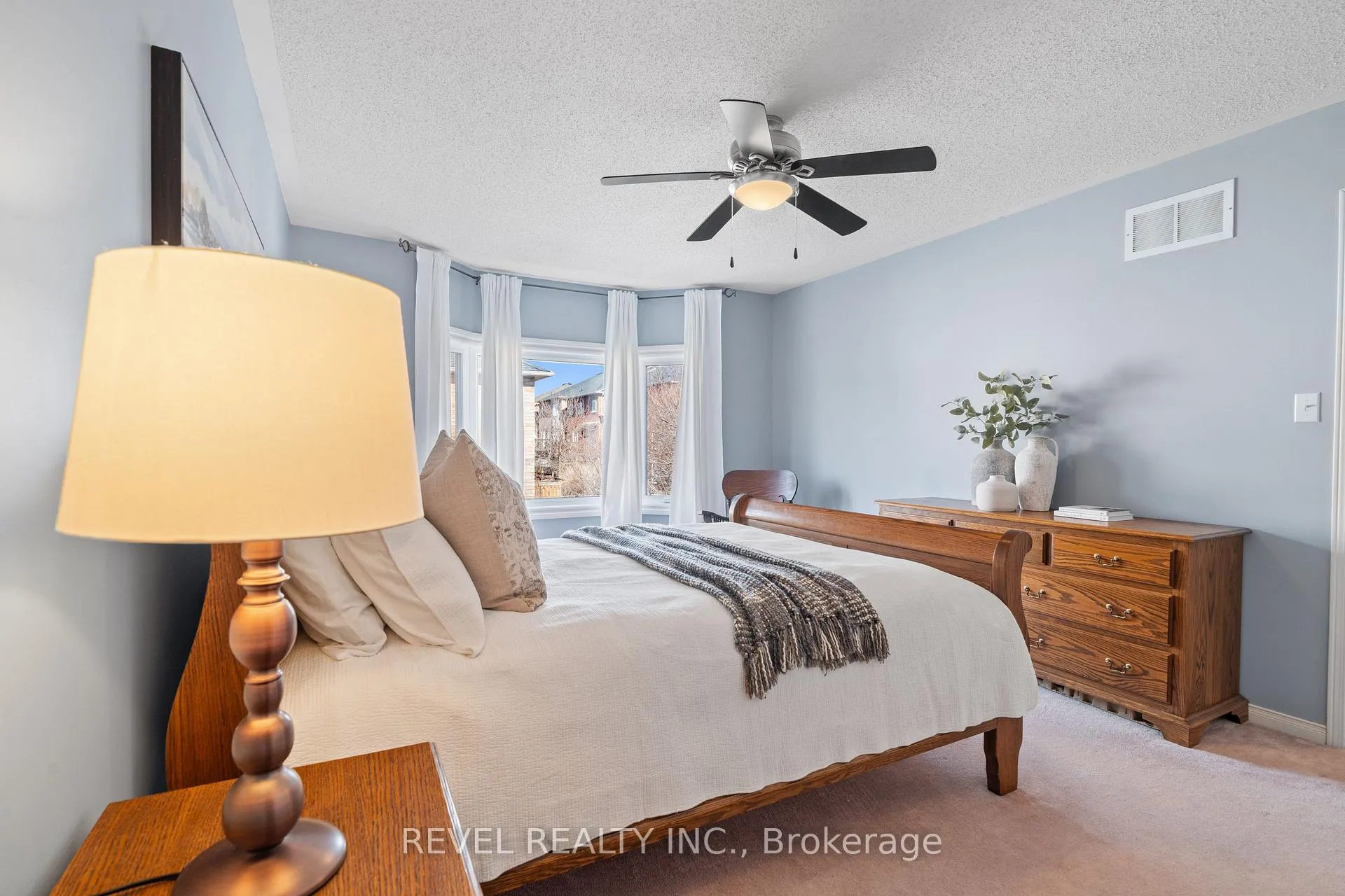 Photo 25 of 5417 Blue Spruce Avenue, Burlington, Orchard — HOMEH