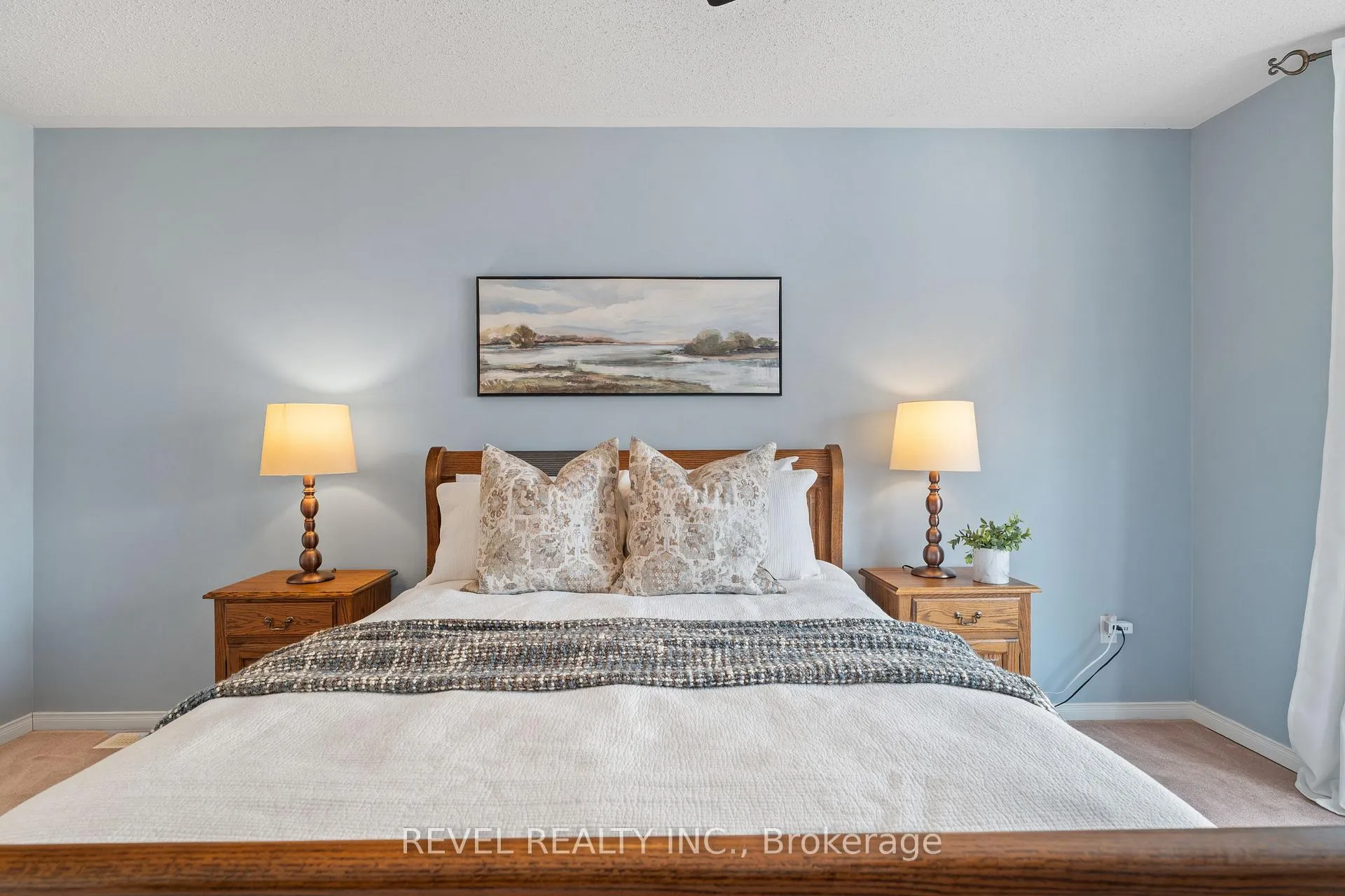 Photo 26 of 5417 Blue Spruce Avenue, Burlington, Orchard — HOMEH