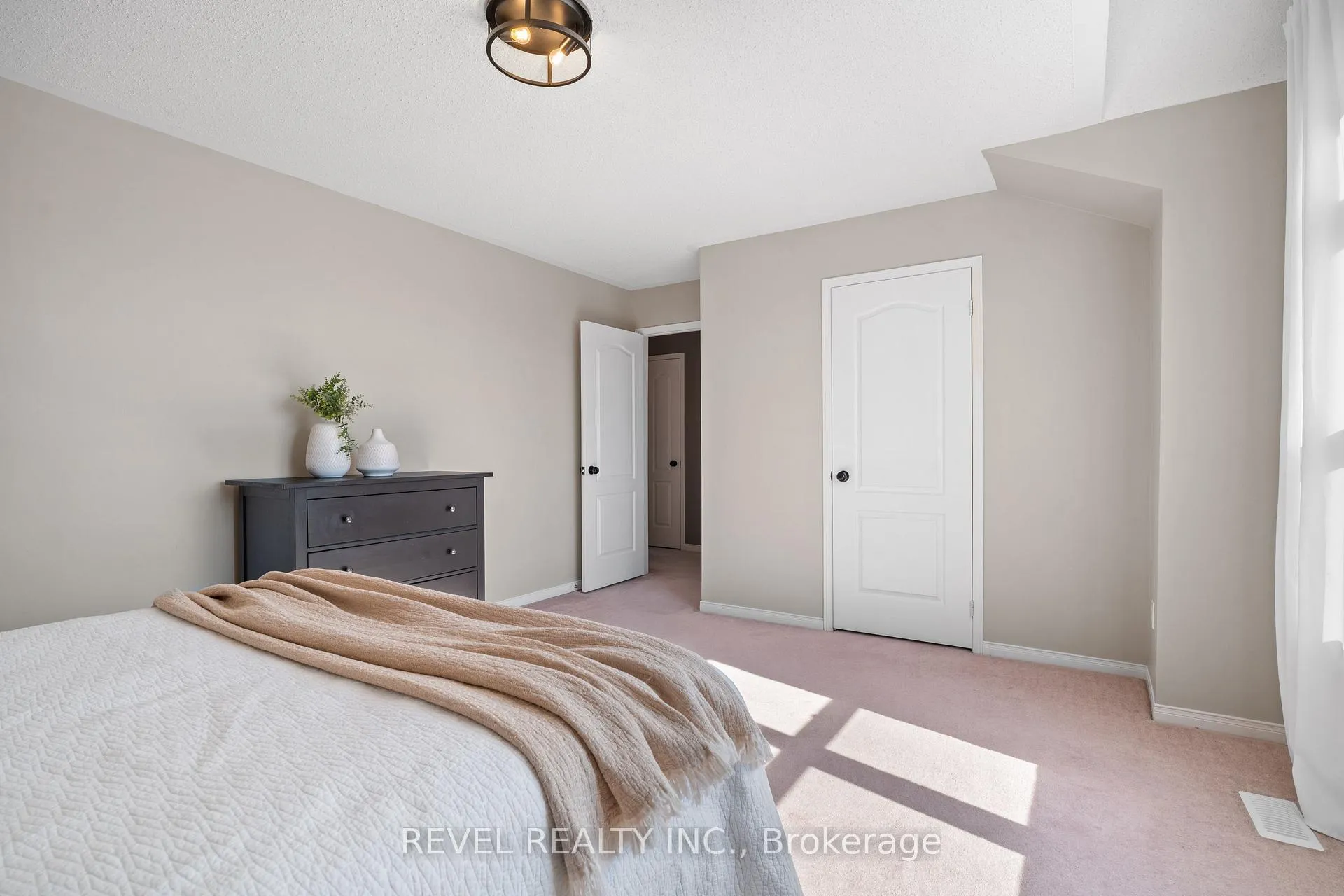 Photo 32 of 5417 Blue Spruce Avenue, Burlington, Orchard — HOMEH