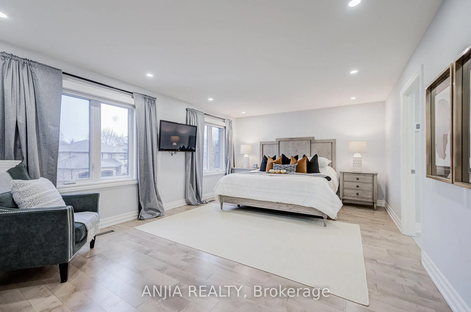 Photo 19 of 63 Reeve Drive, Markham, Markham Village — HOMEH
