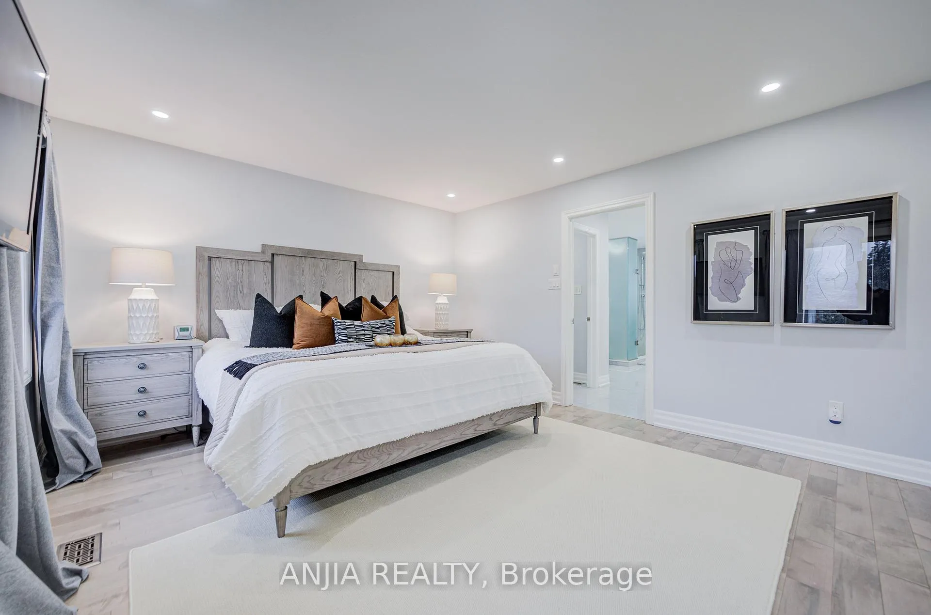 Photo 20 of 63 Reeve Drive, Markham, Markham Village — HOMEH