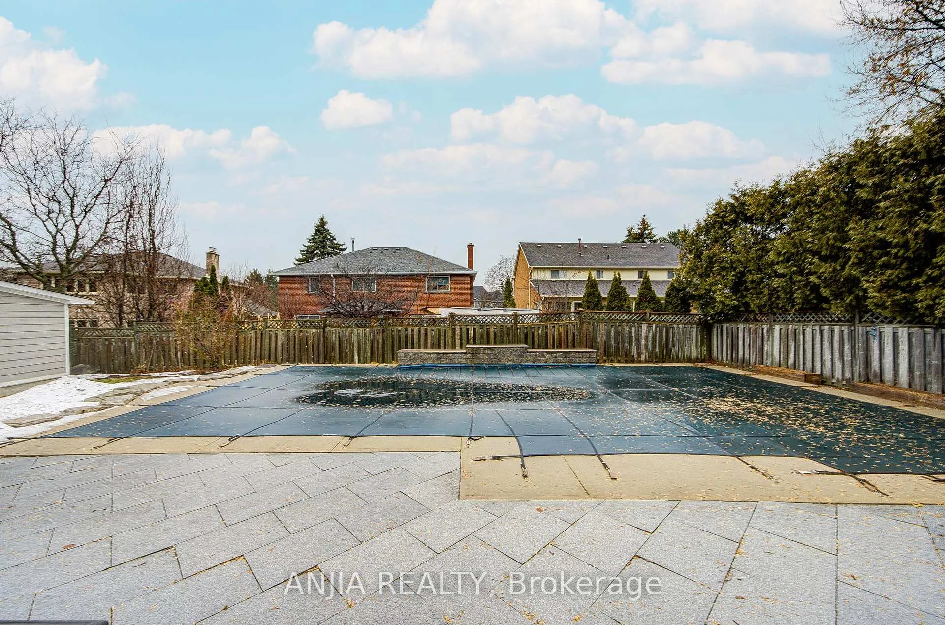 Photo 34 of 63 Reeve Drive, Markham, Markham Village — HOMEH
