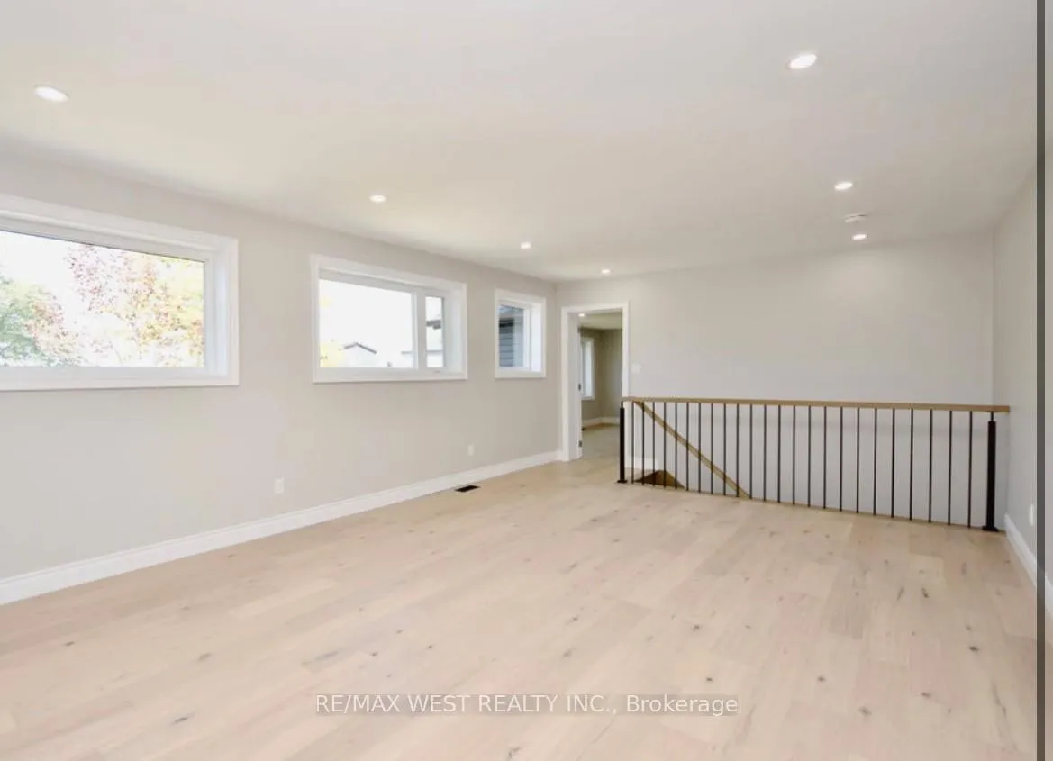 Photo 34 of 159 Cedar Island Road, Orillia — HOMEH