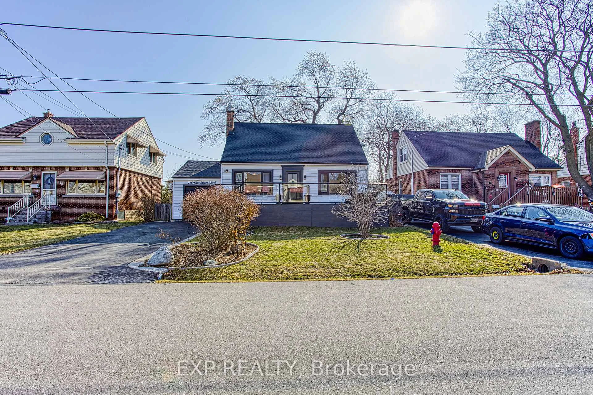 Photo 3 of 116 First Street N, Hamilton, Stoney Creek — HOMEH
