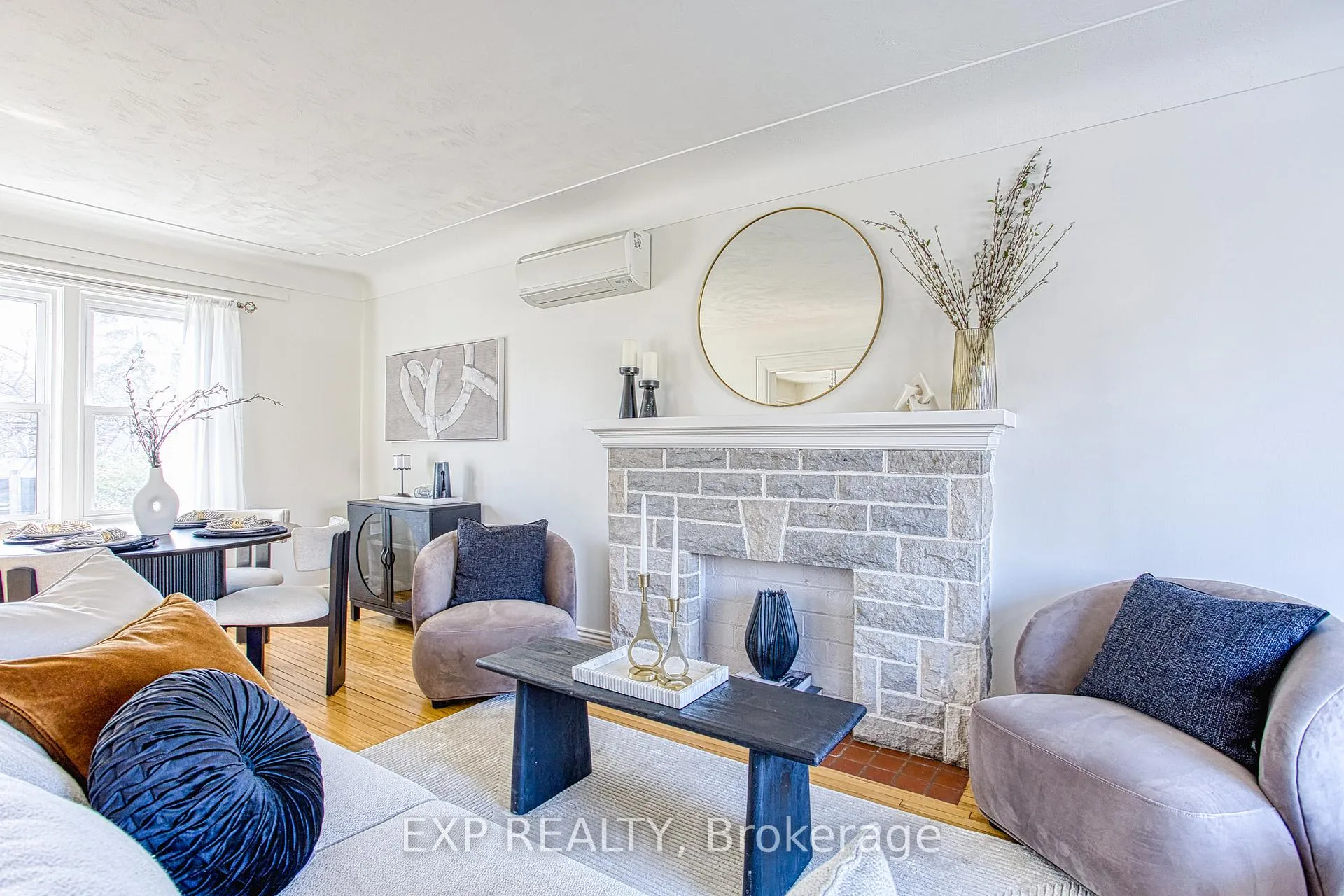 Photo 13 of 116 First Street N, Hamilton, Stoney Creek — HOMEH