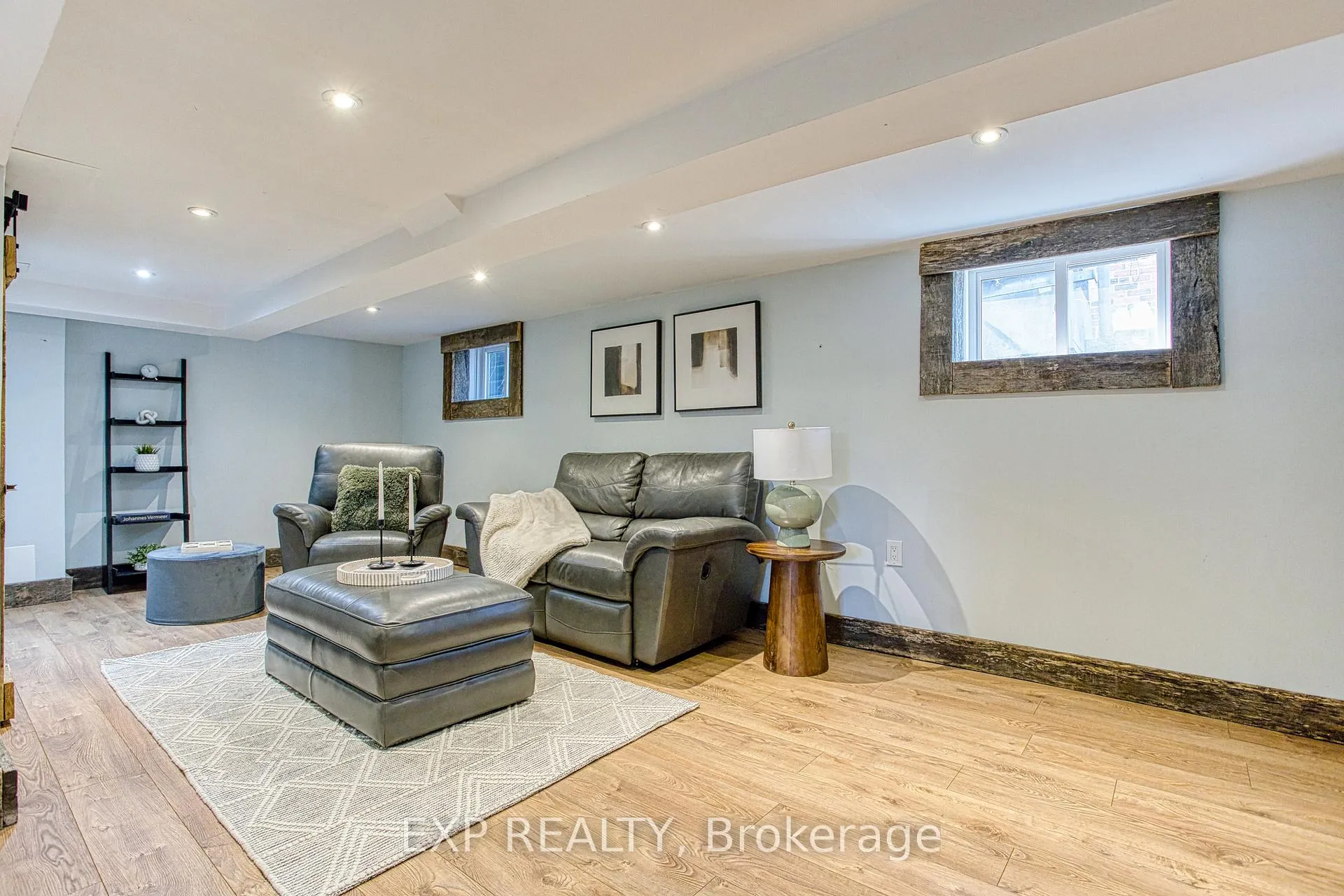 Photo 34 of 116 First Street N, Hamilton, Stoney Creek — HOMEH