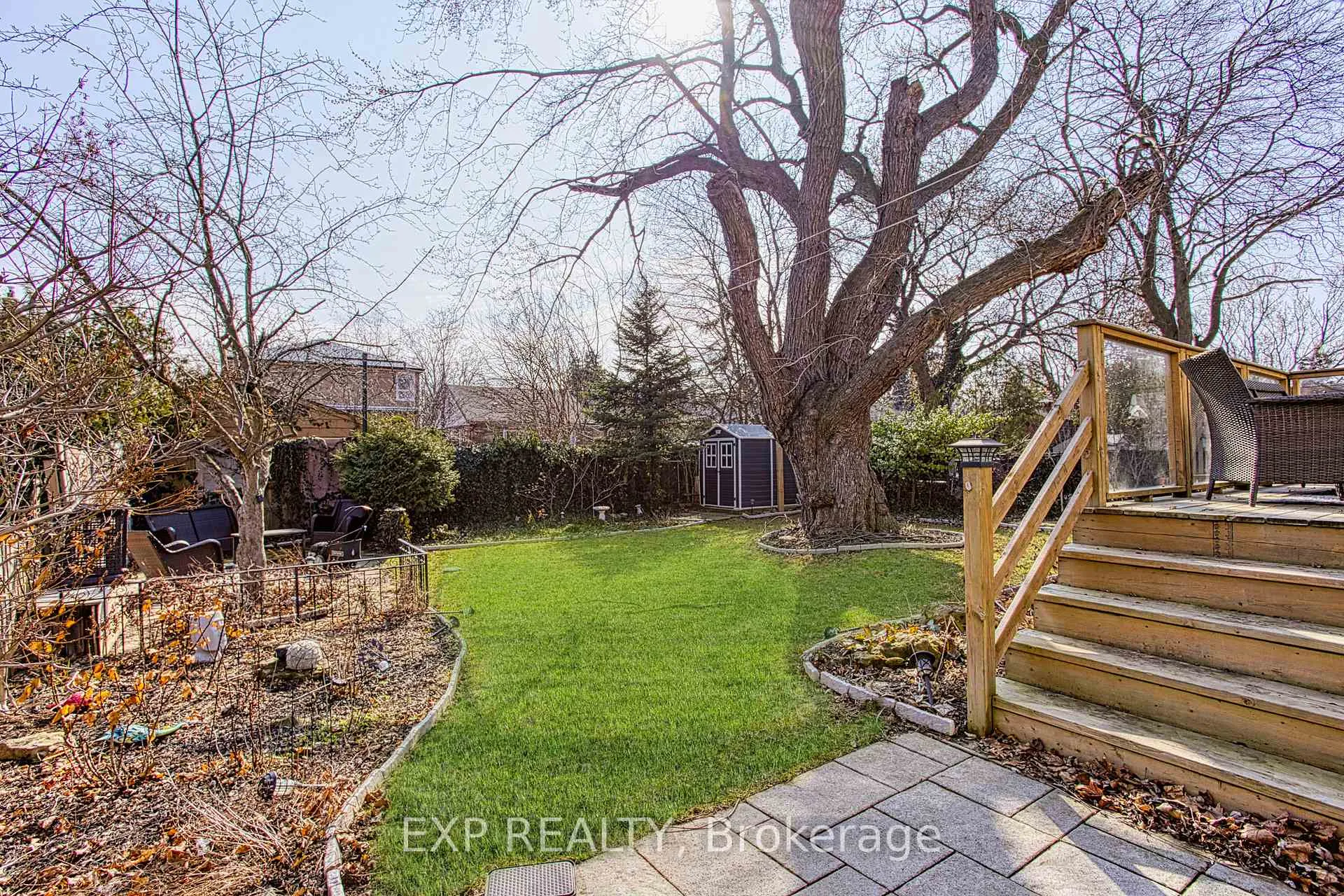 Photo 42 of 116 First Street N, Hamilton, Stoney Creek — HOMEH