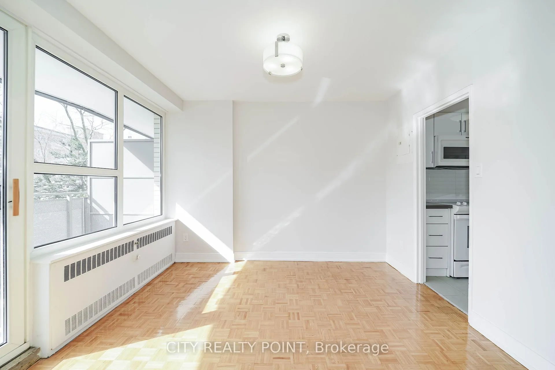 Photo 16 of Unit 204, 10 Shallmar Boulevard, Toronto, Forest Hill North — HOMEH