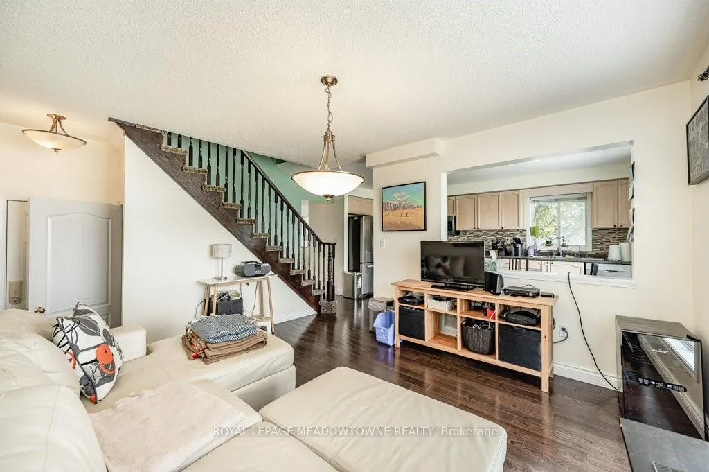 Photo 18 of 381 Baverstock Crescent, Milton, Clarke — HOMEH