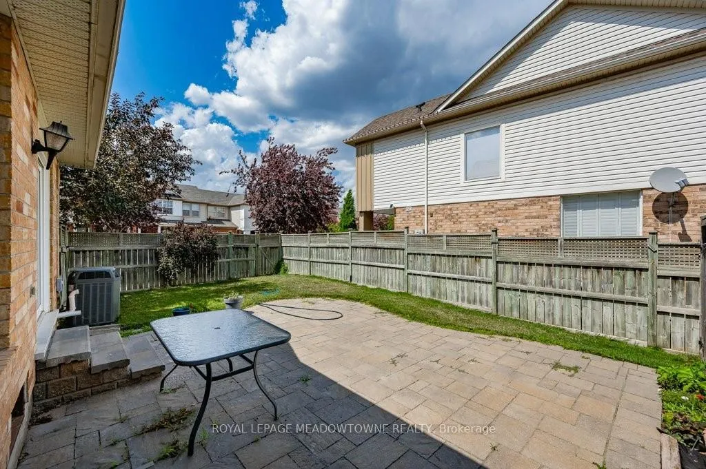 Photo 36 of 381 Baverstock Crescent, Milton, Clarke — HOMEH