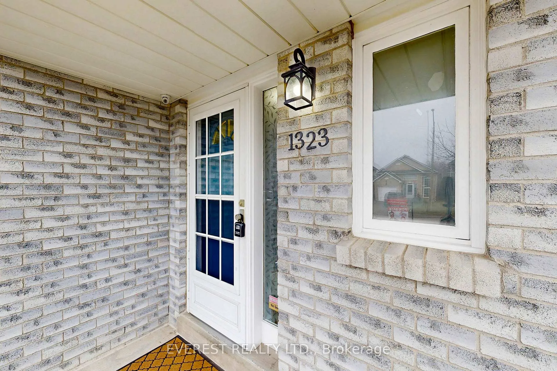 Photo 2 of 1323 Andover Drive, Oshawa, Eastdale — HOMEH