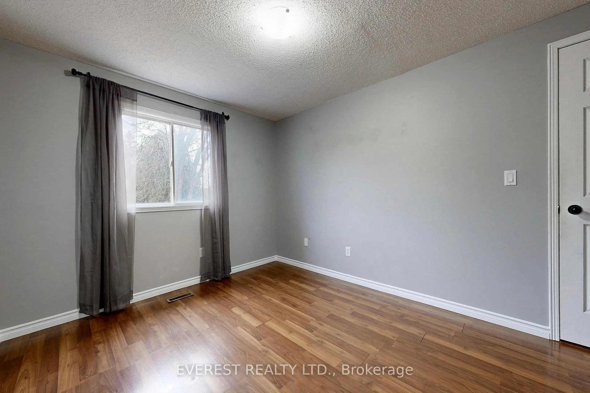 Photo 32 of 1323 Andover Drive, Oshawa, Eastdale — HOMEH
