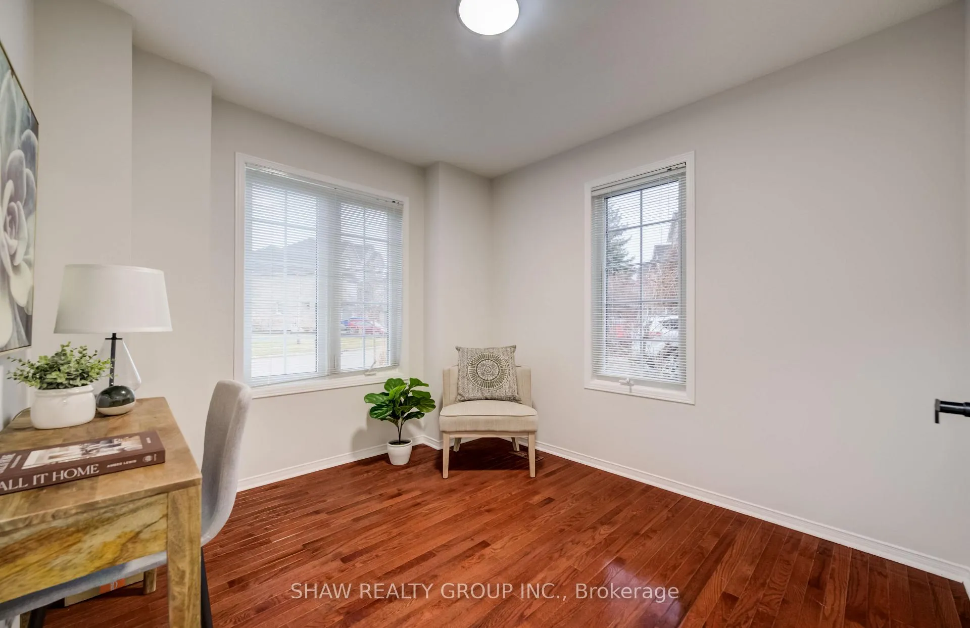 Photo 6 of 2058 Glenhampton Road, Oakville, Westmount — HOMEH