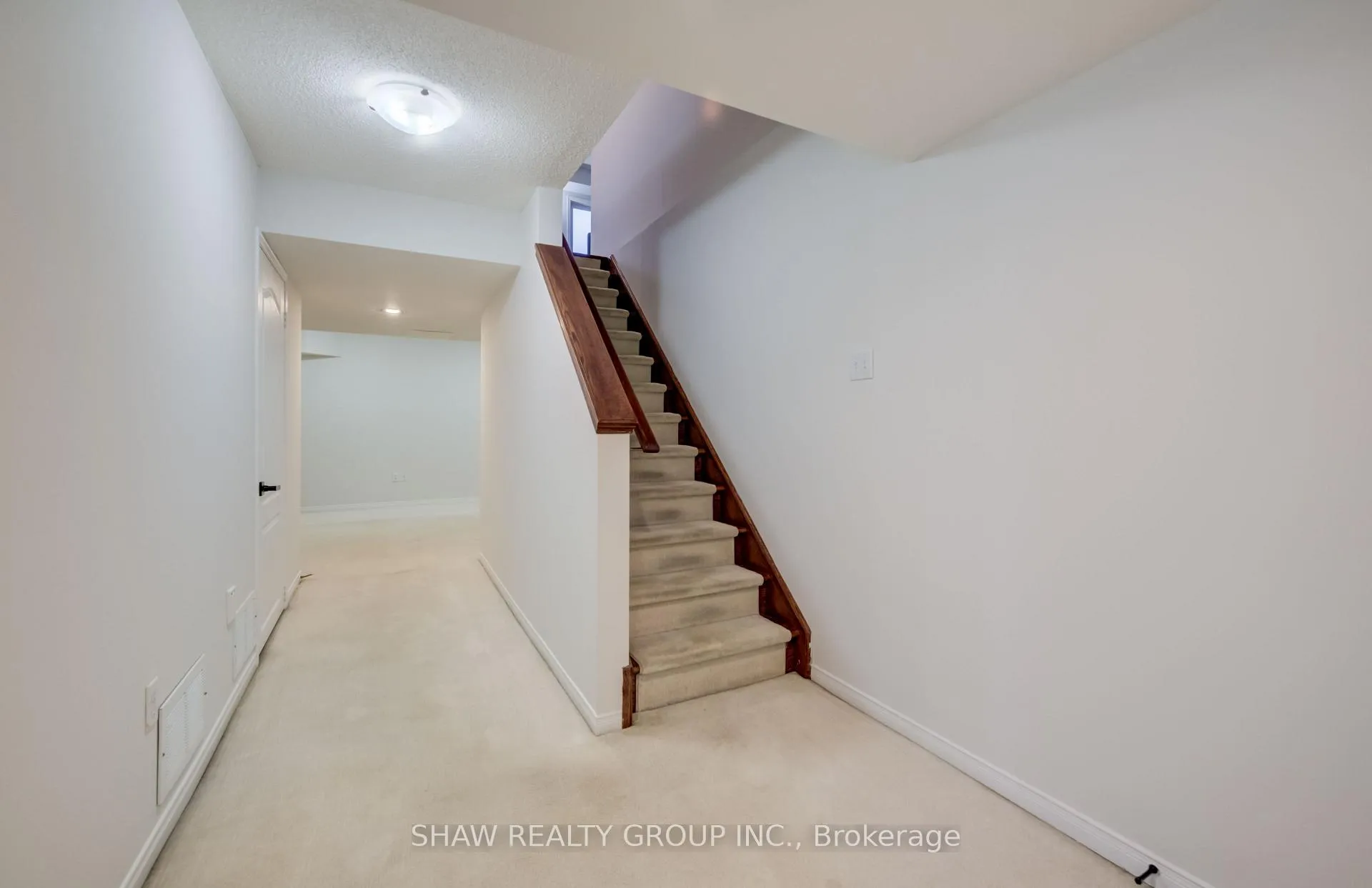 Photo 30 of 2058 Glenhampton Road, Oakville, Westmount — HOMEH