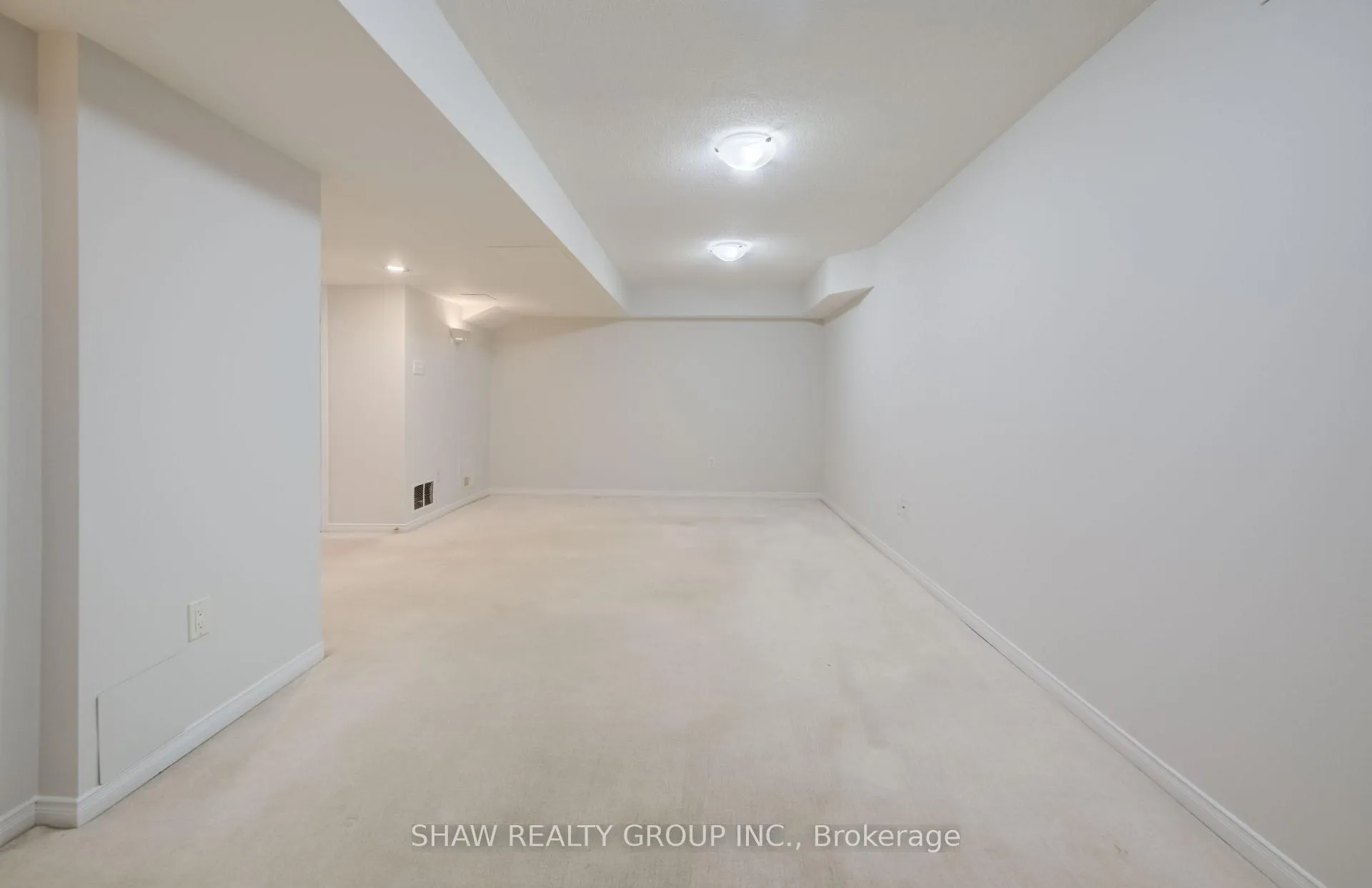 Photo 32 of 2058 Glenhampton Road, Oakville, Westmount — HOMEH