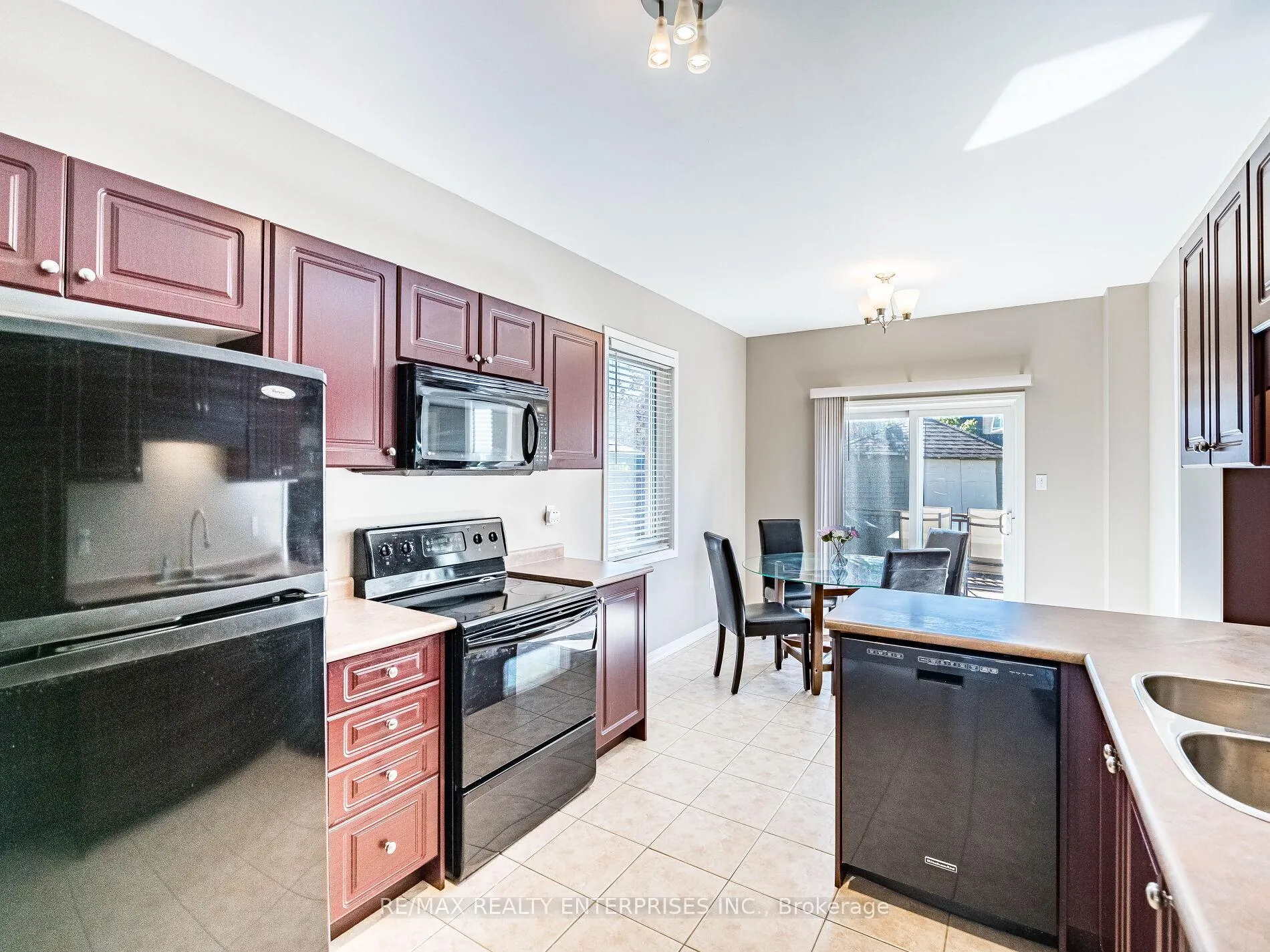 Photo 11 of 256 Sherwood Road, Milton, Dempsey — HOMEH