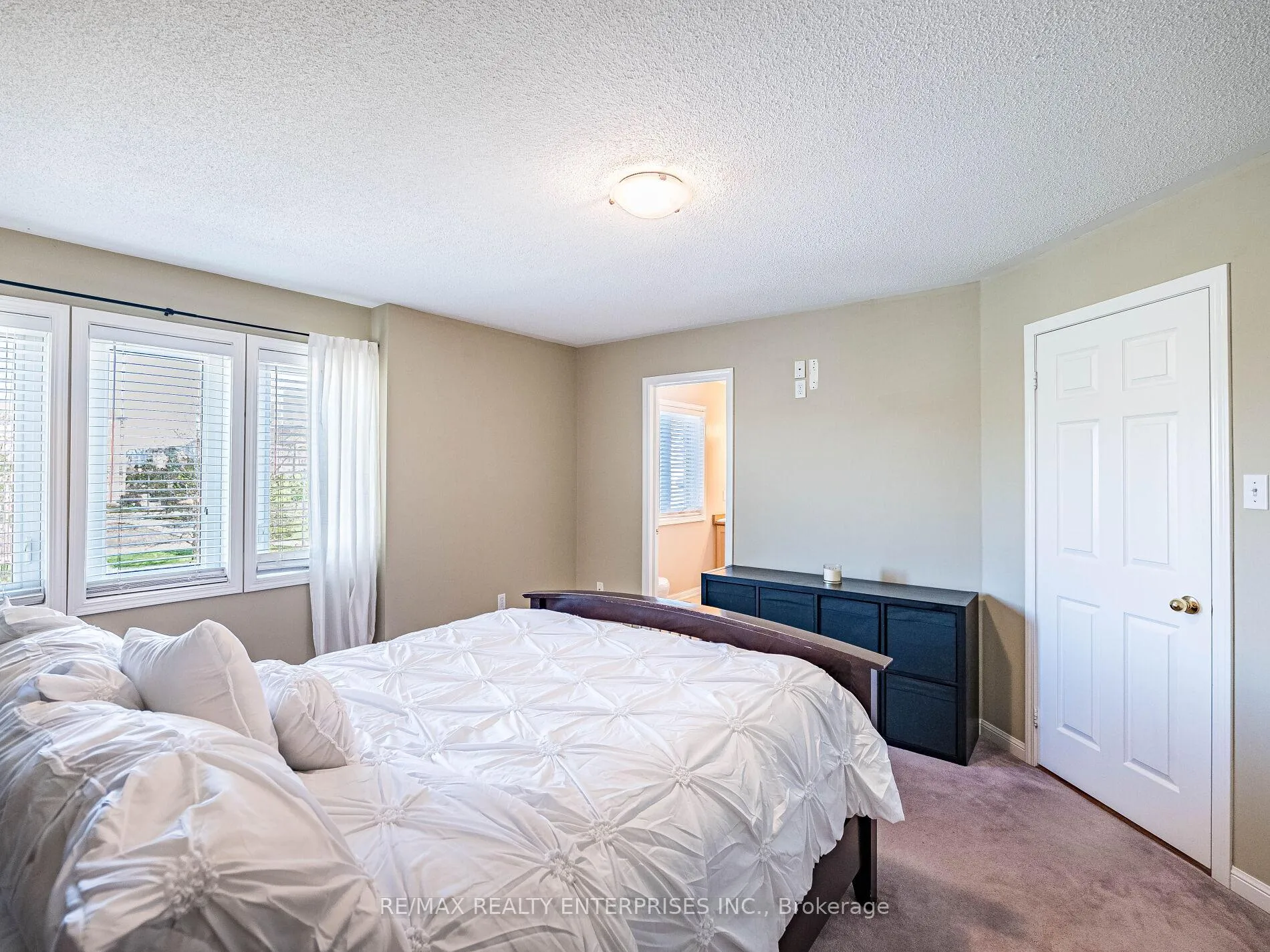 Photo 21 of 256 Sherwood Road, Milton, Dempsey — HOMEH