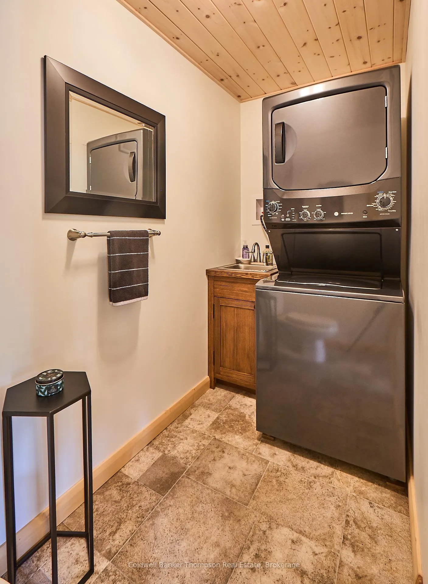 Photo 19 of 2165 Highway 592, Perry, Emsdale — HOMEH