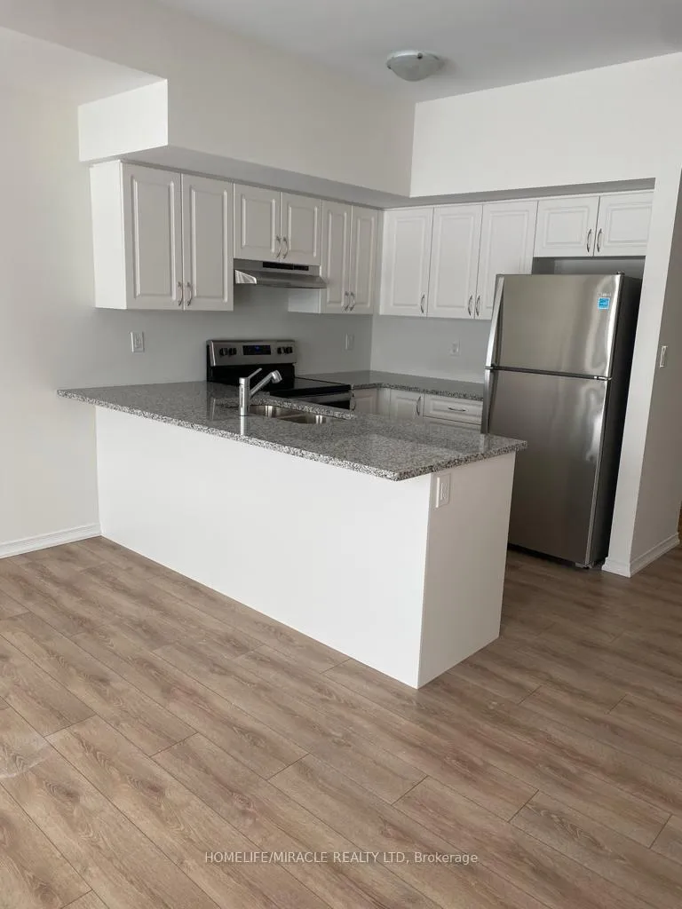 Photo 5 of 225 Danzatore Path, Oshawa, Windfields — HOMEH