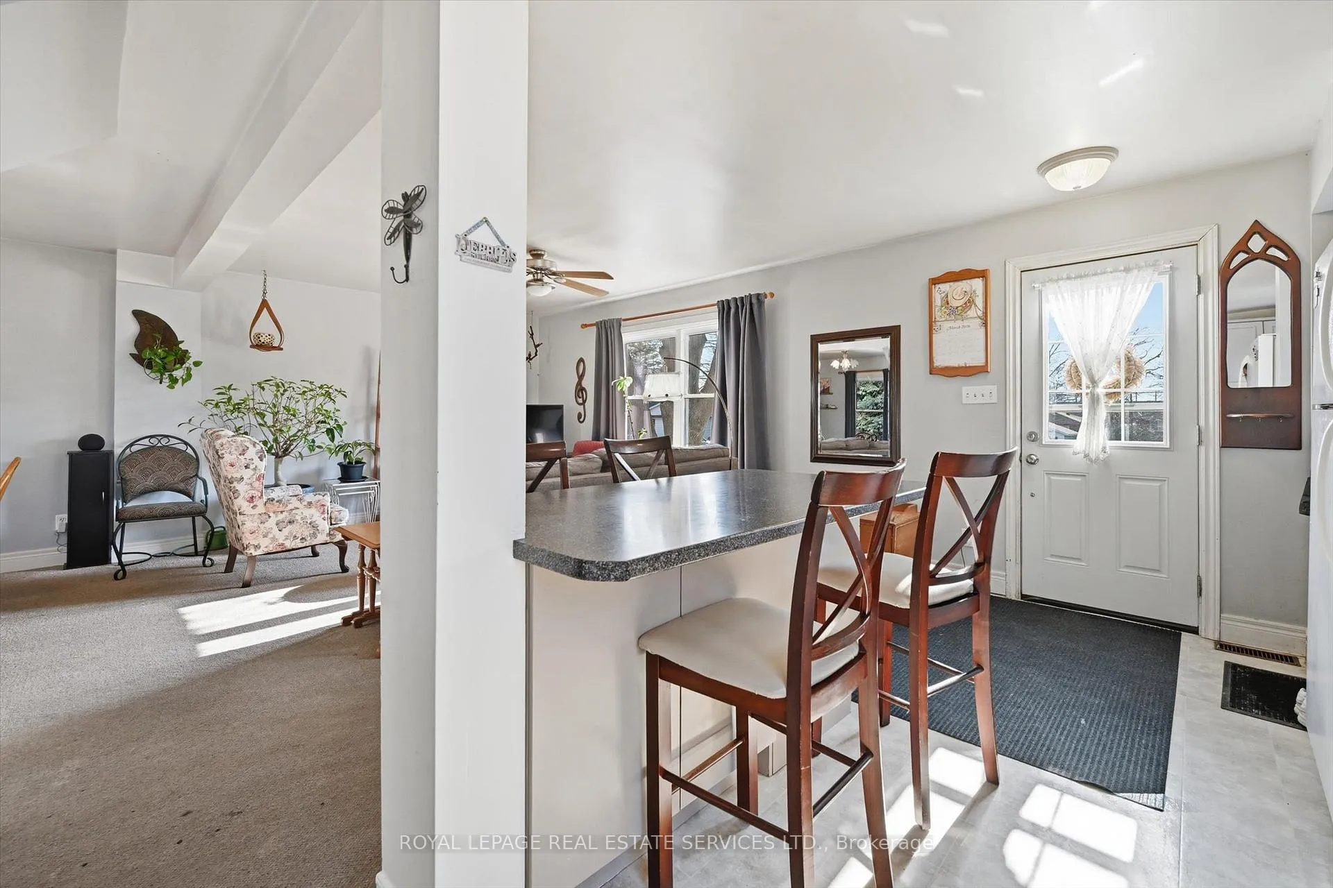 Photo 10 of 151 Westside Drive, Oakville, Central — HOMEH