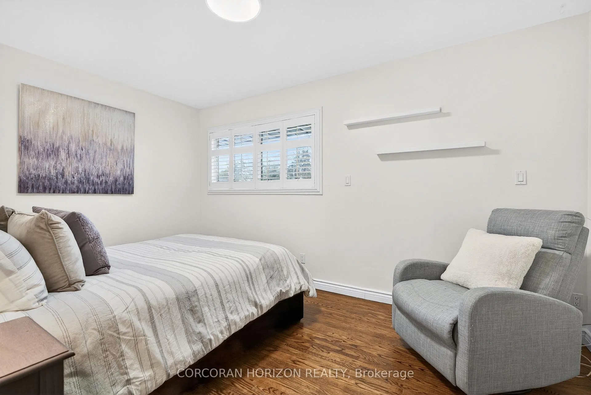 Photo 18 of 1260 Elgin Crescent, Oakville, Falgarwood — HOMEH
