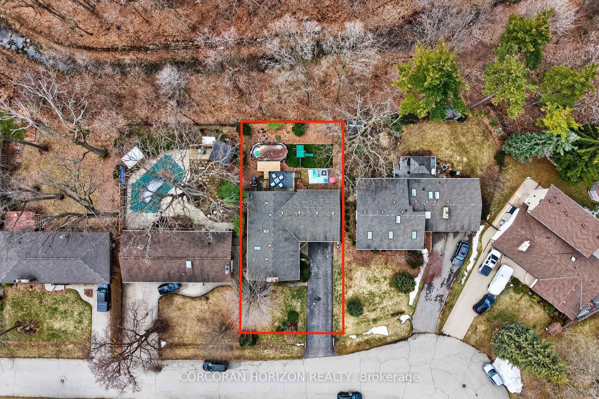 Photo 36 of 1260 Elgin Crescent, Oakville, Falgarwood — HOMEH