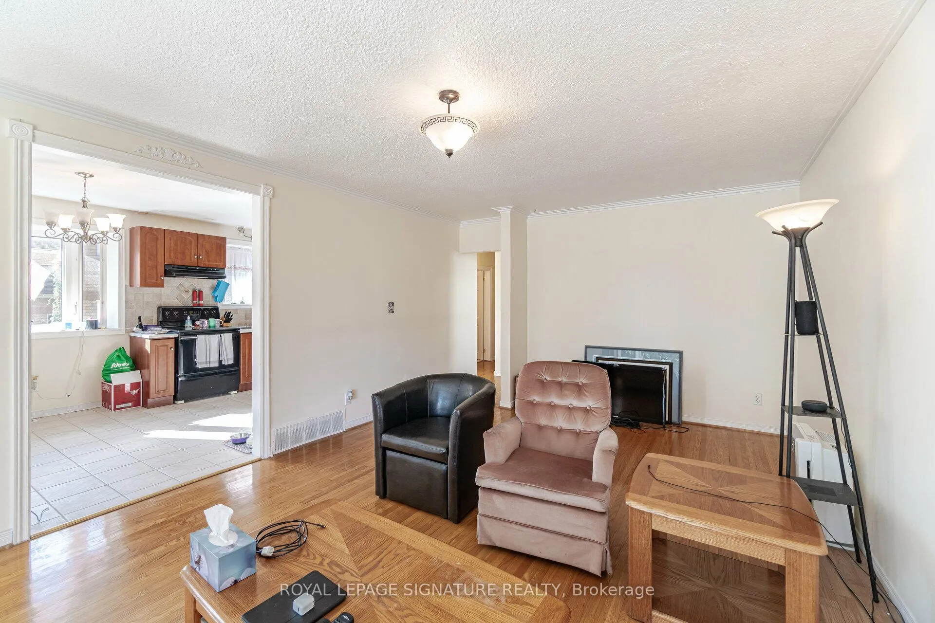 Photo 13 of 34 Ivan Road, Scarborough, Centennial Scarborough — HOMEH