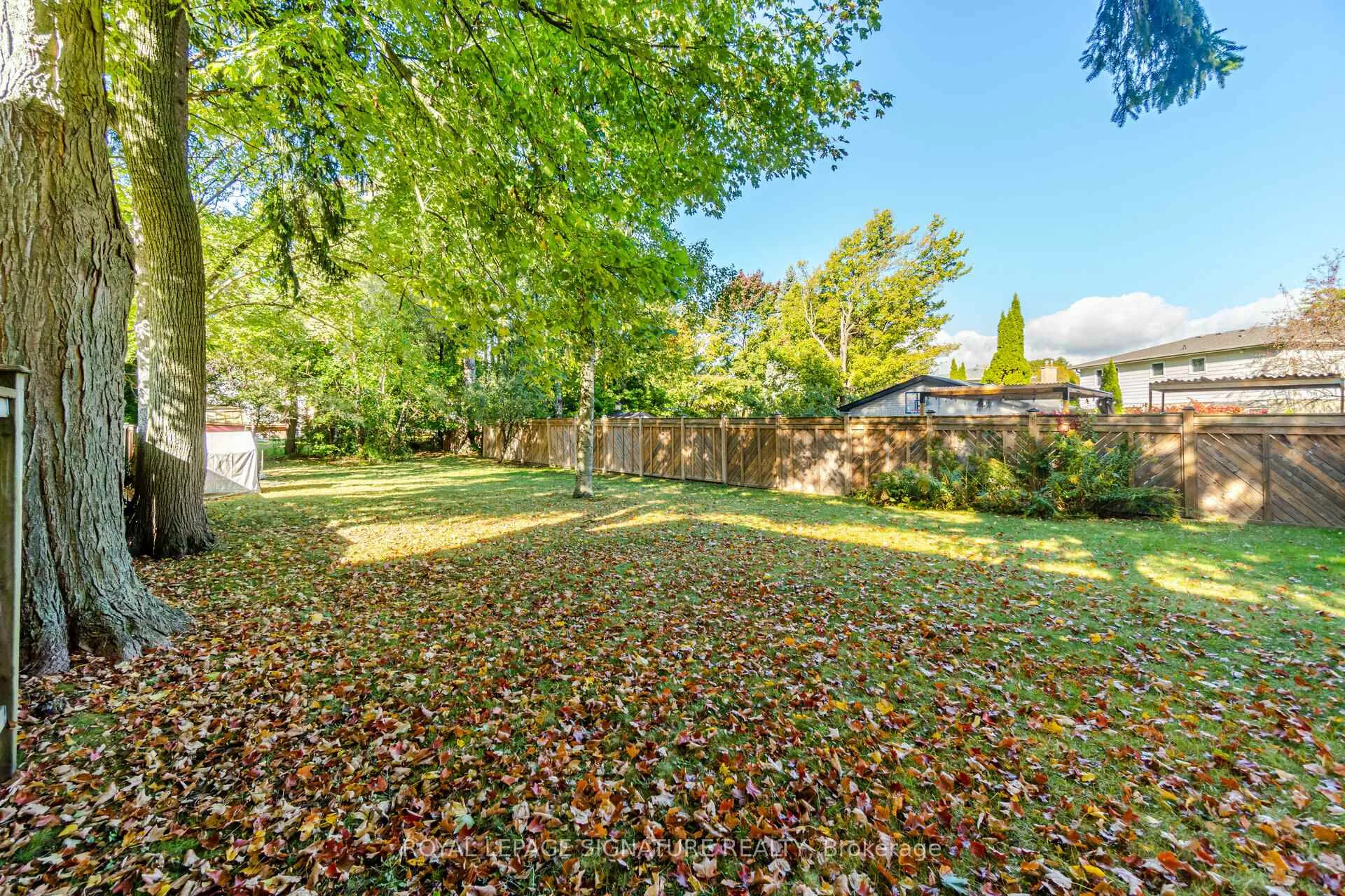 Photo 33 of 34 Ivan Road, Scarborough, Centennial Scarborough — HOMEH