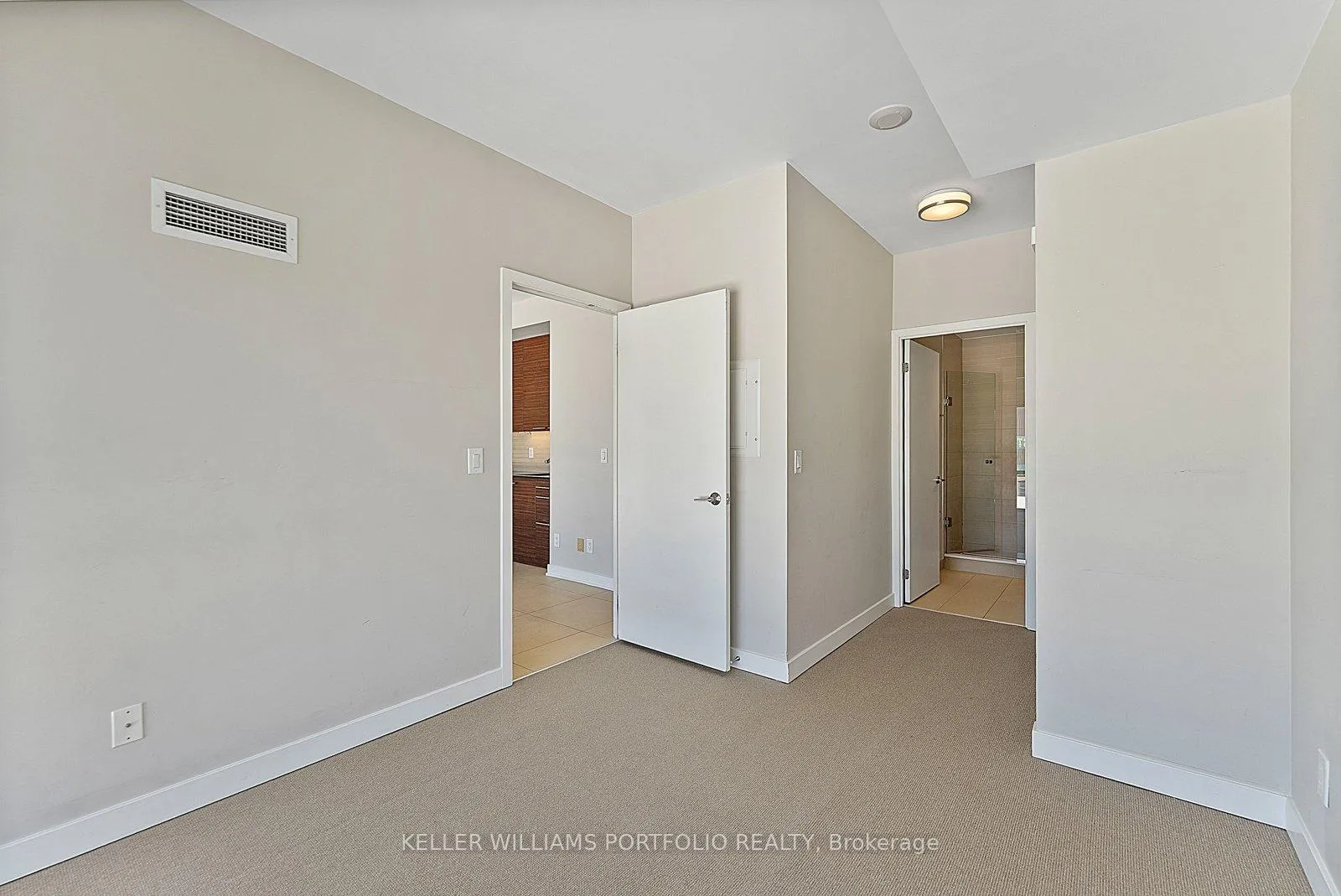 Photo 15 of Unit 404, 3 Market Street, Toronto, Waterfront Communities — HOMEH