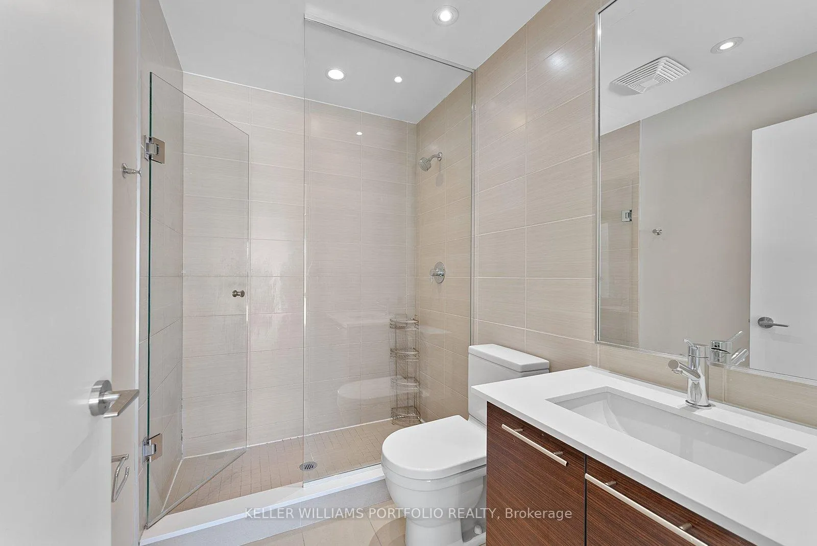 Photo 17 of Unit 404, 3 Market Street, Toronto, Waterfront Communities — HOMEH