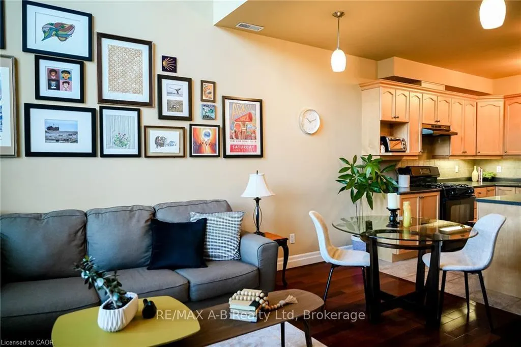 Photo 10 of Unit 305, 555 King Street E, Kitchener — HOMEH