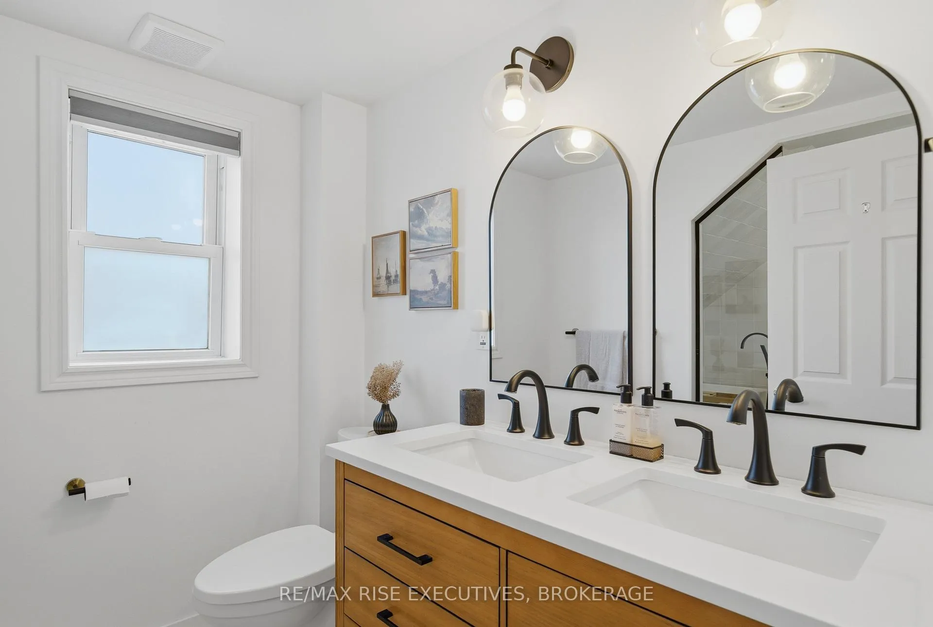Photo 17 of 6 Leopold Street, Quinte West, Trenton Ward — HOMEH