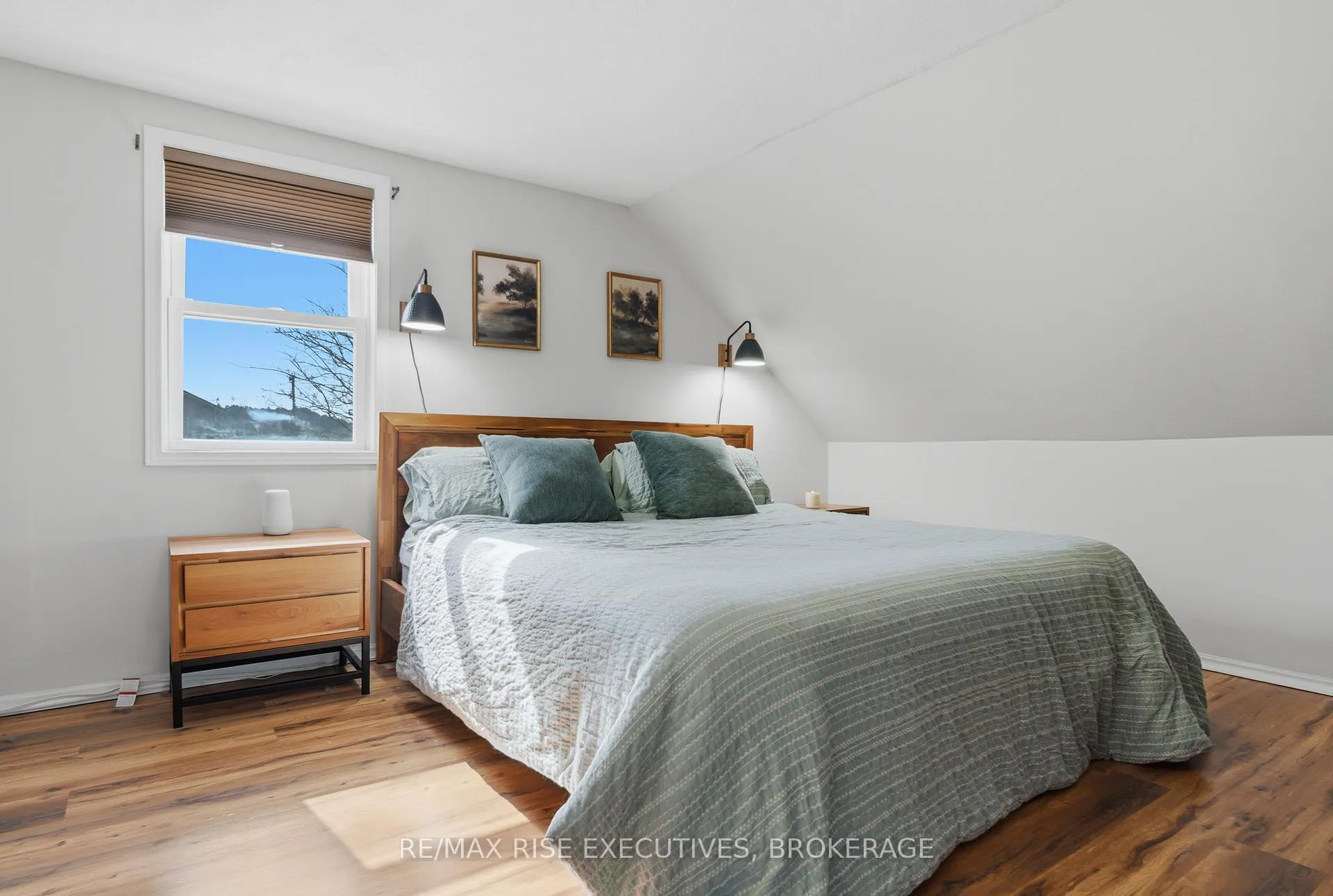 Photo 22 of 6 Leopold Street, Quinte West, Trenton Ward — HOMEH