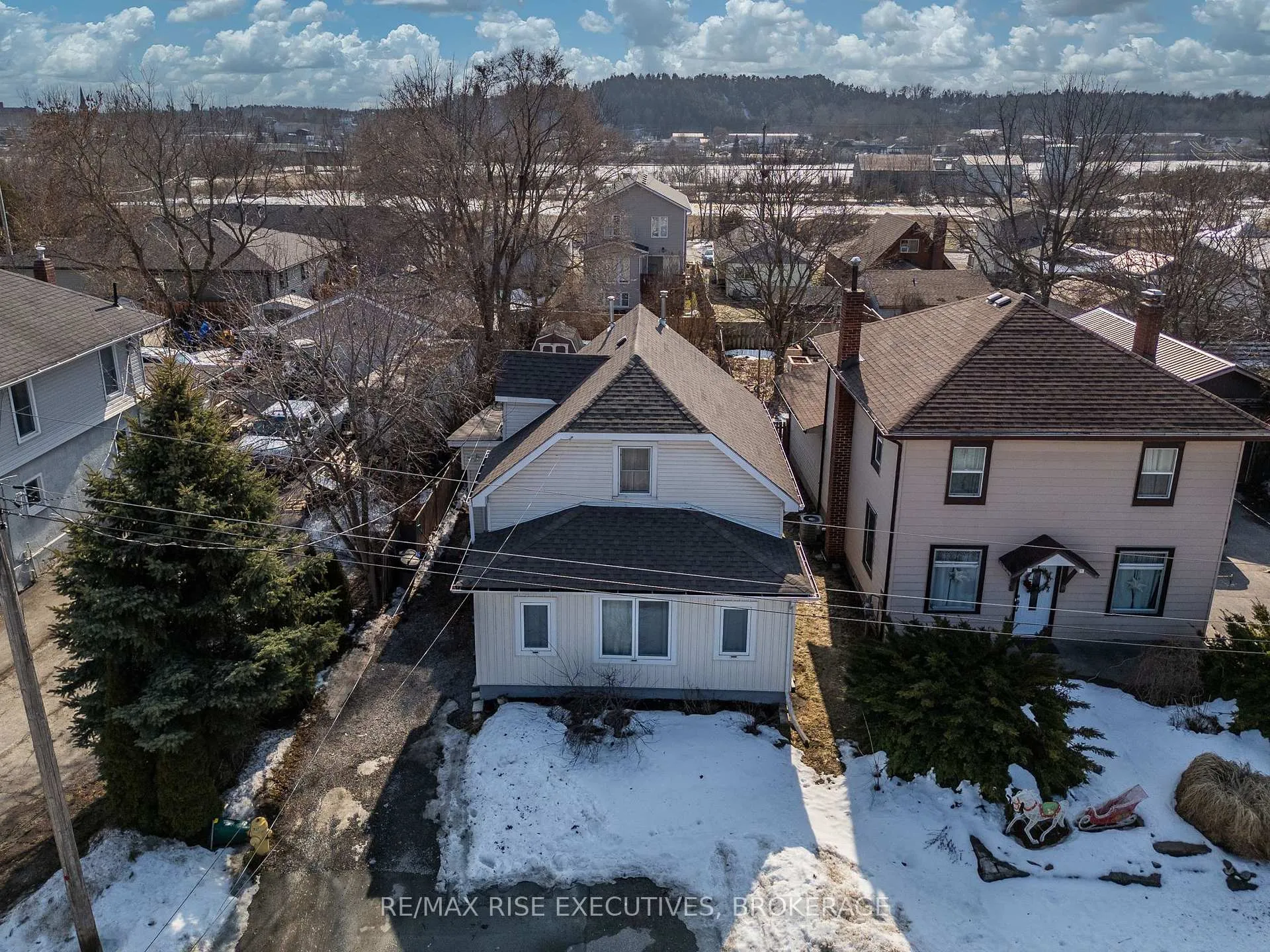 Photo 36 of 6 Leopold Street, Quinte West, Trenton Ward — HOMEH