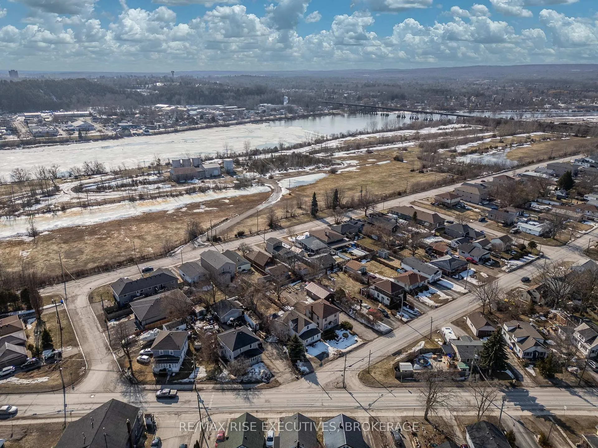 Photo 43 of 6 Leopold Street, Quinte West, Trenton Ward — HOMEH