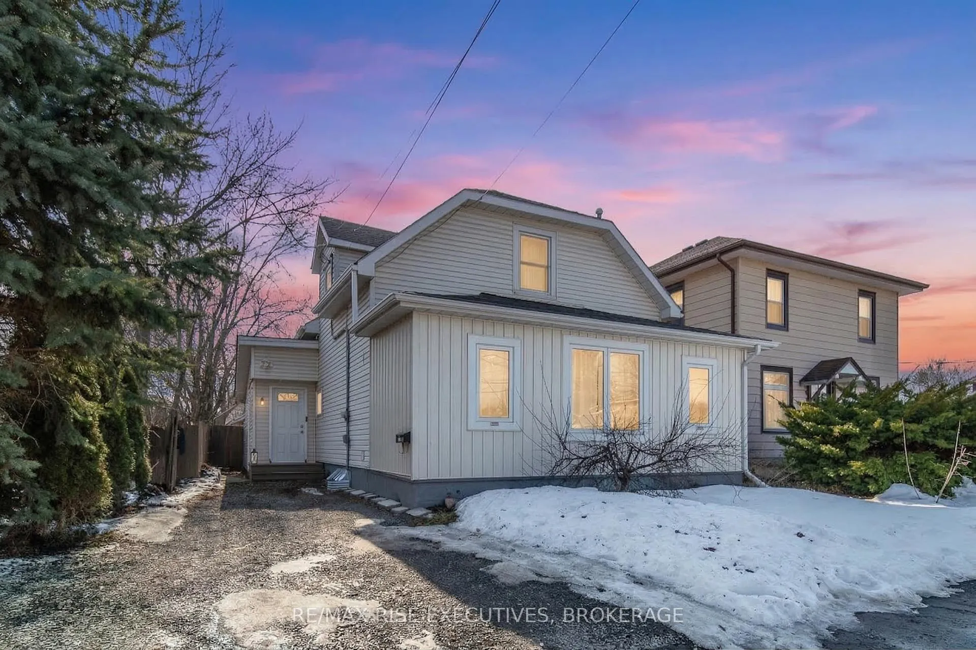Photo 46 of 6 Leopold Street, Quinte West, Trenton Ward — HOMEH