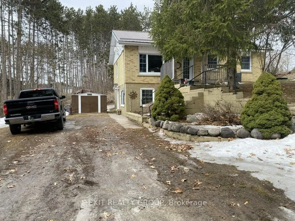 Photo 1 of 40 Zion Road, Quinte West, Murray Ward — HOMEH
