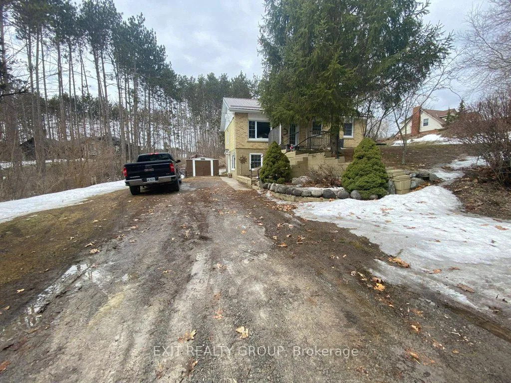 Photo 2 of 40 Zion Road, Quinte West, Murray Ward — HOMEH
