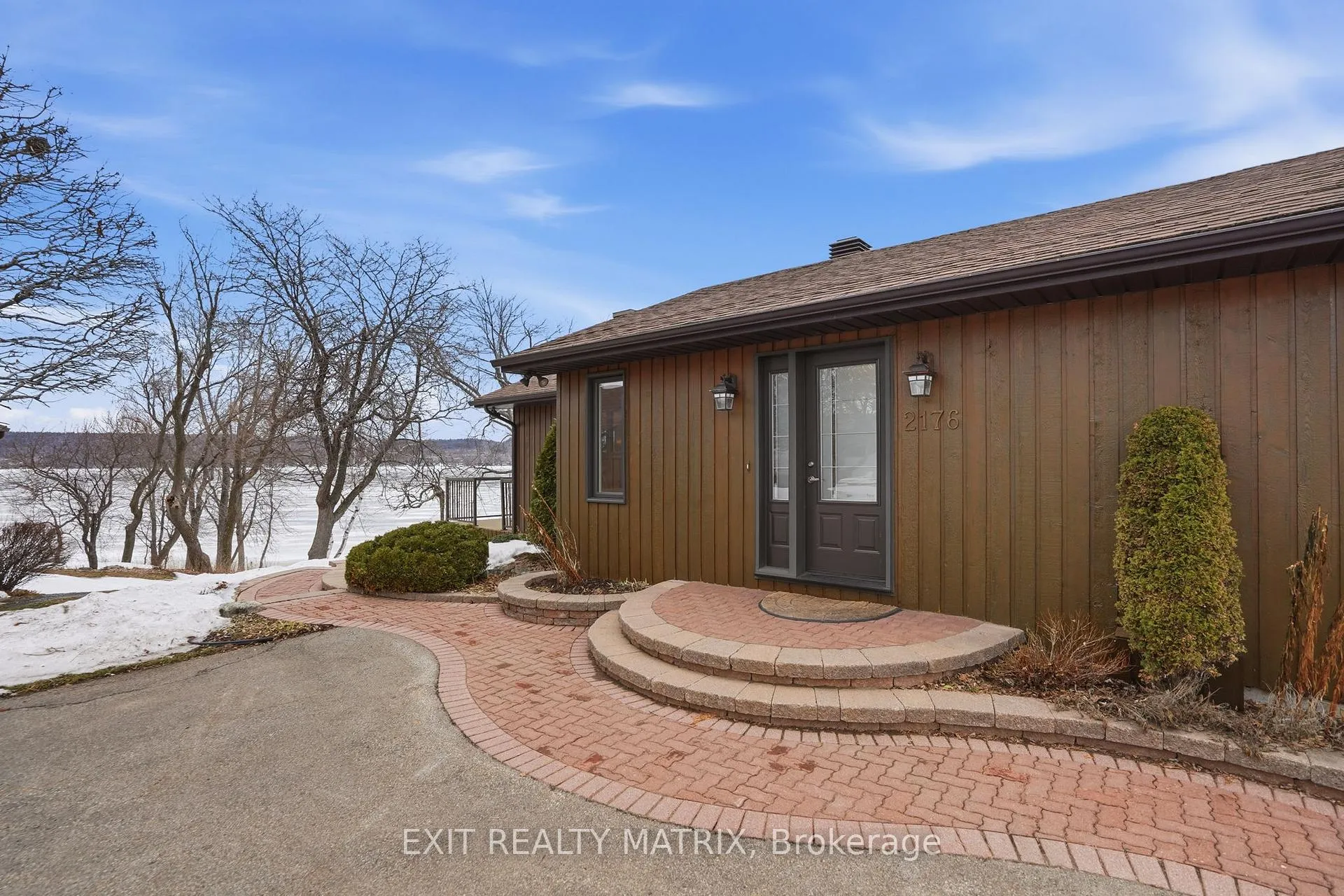 Photo 6 of 2176 Bay Road, Champlain, Champlain Twp — HOMEH